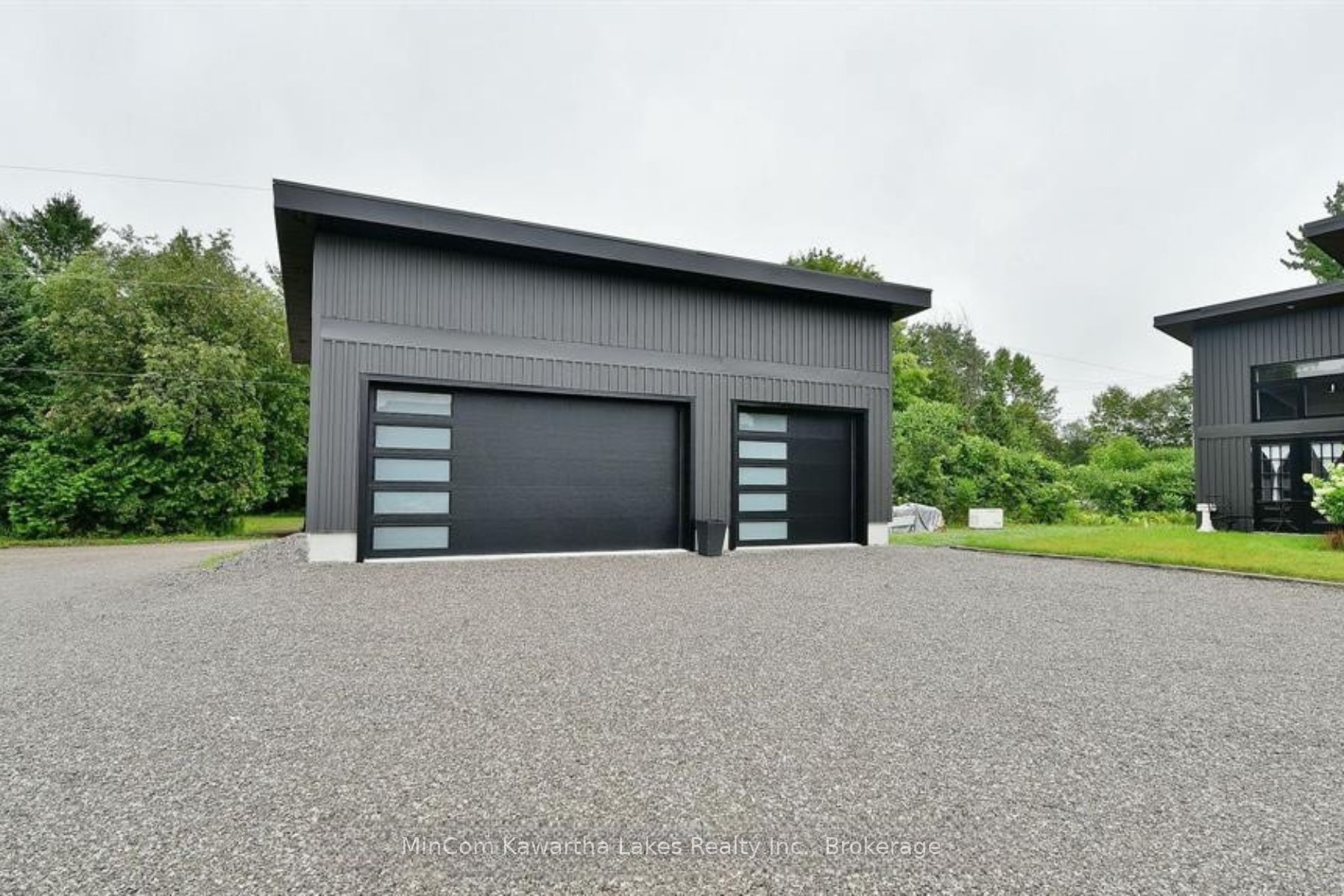 9 Hunts Line Road Property Photo 3