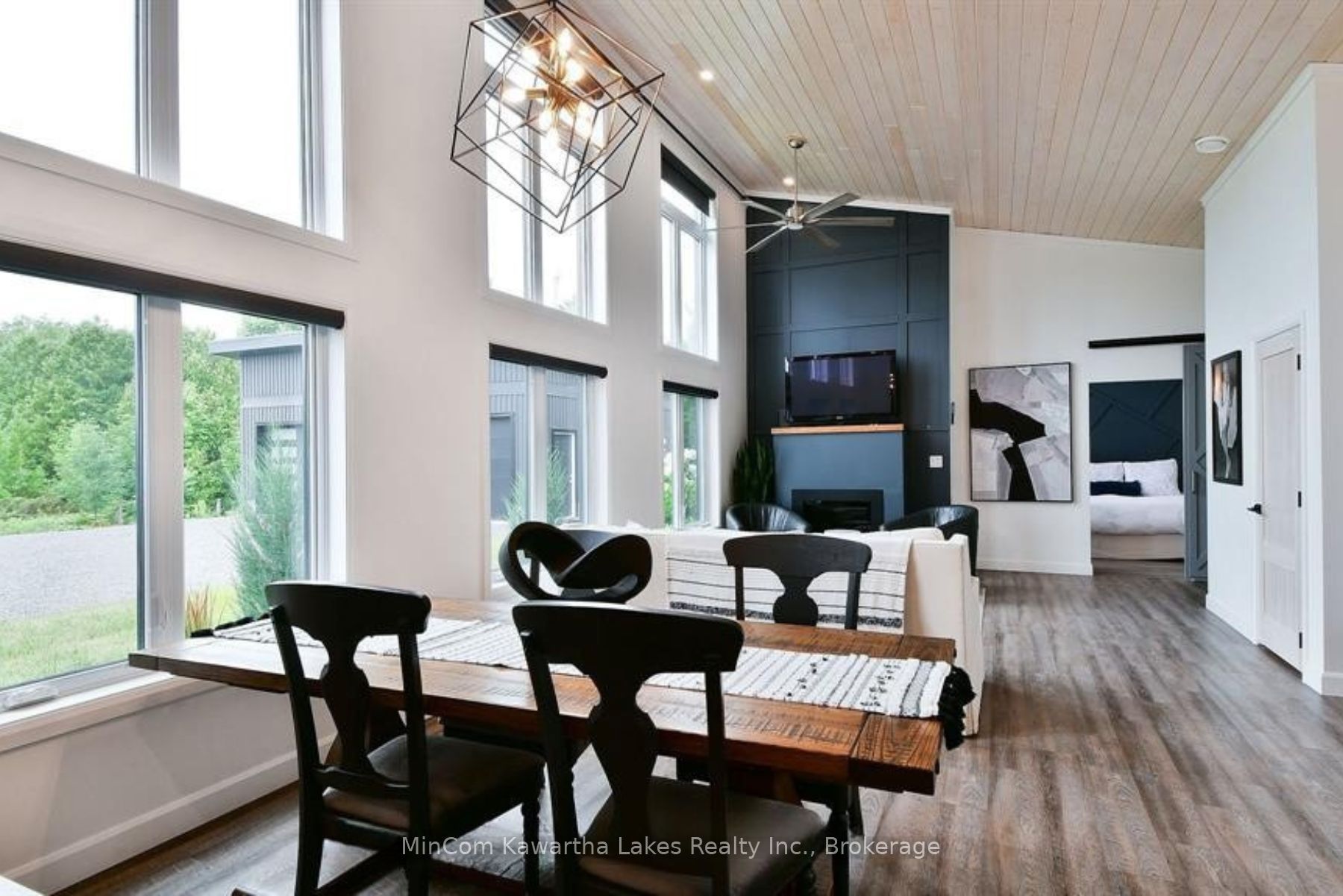 9 Hunts Line Road Property Photo 16
