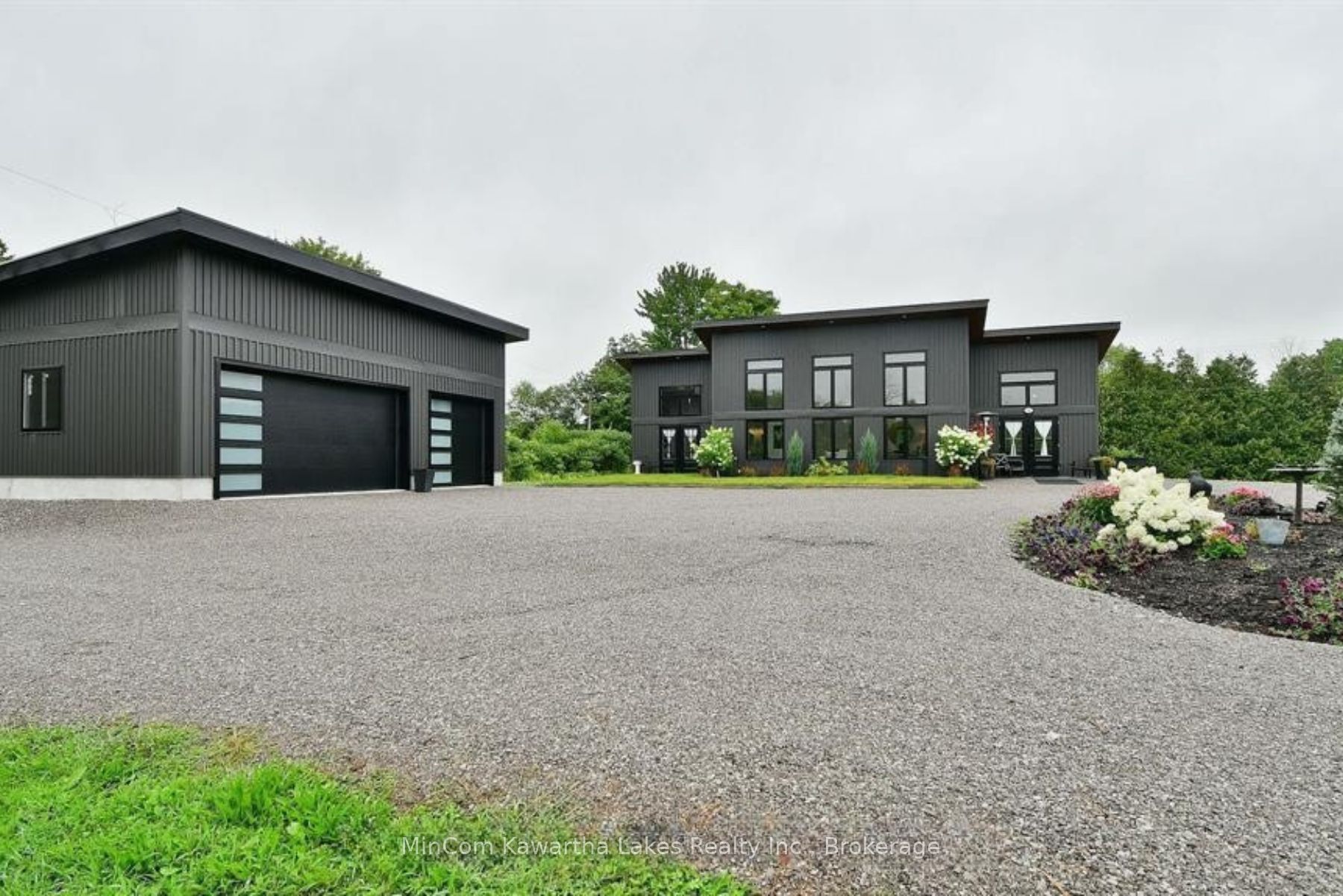 9 Hunts Line Road Property Photo 31