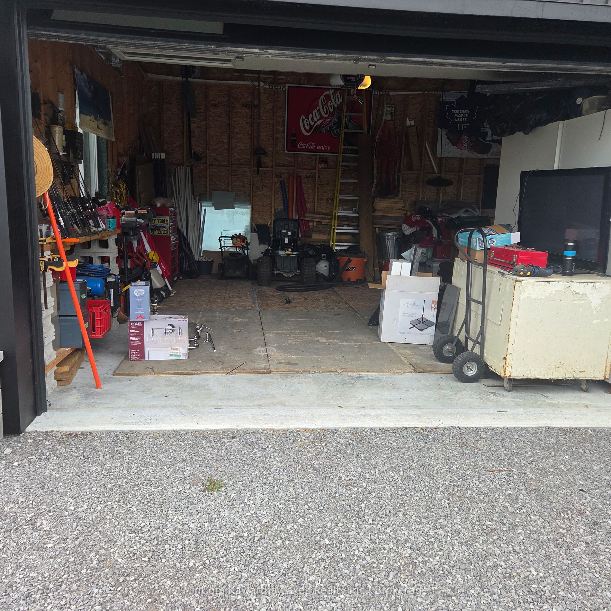 9 Hunts Line Road Property Photo 33