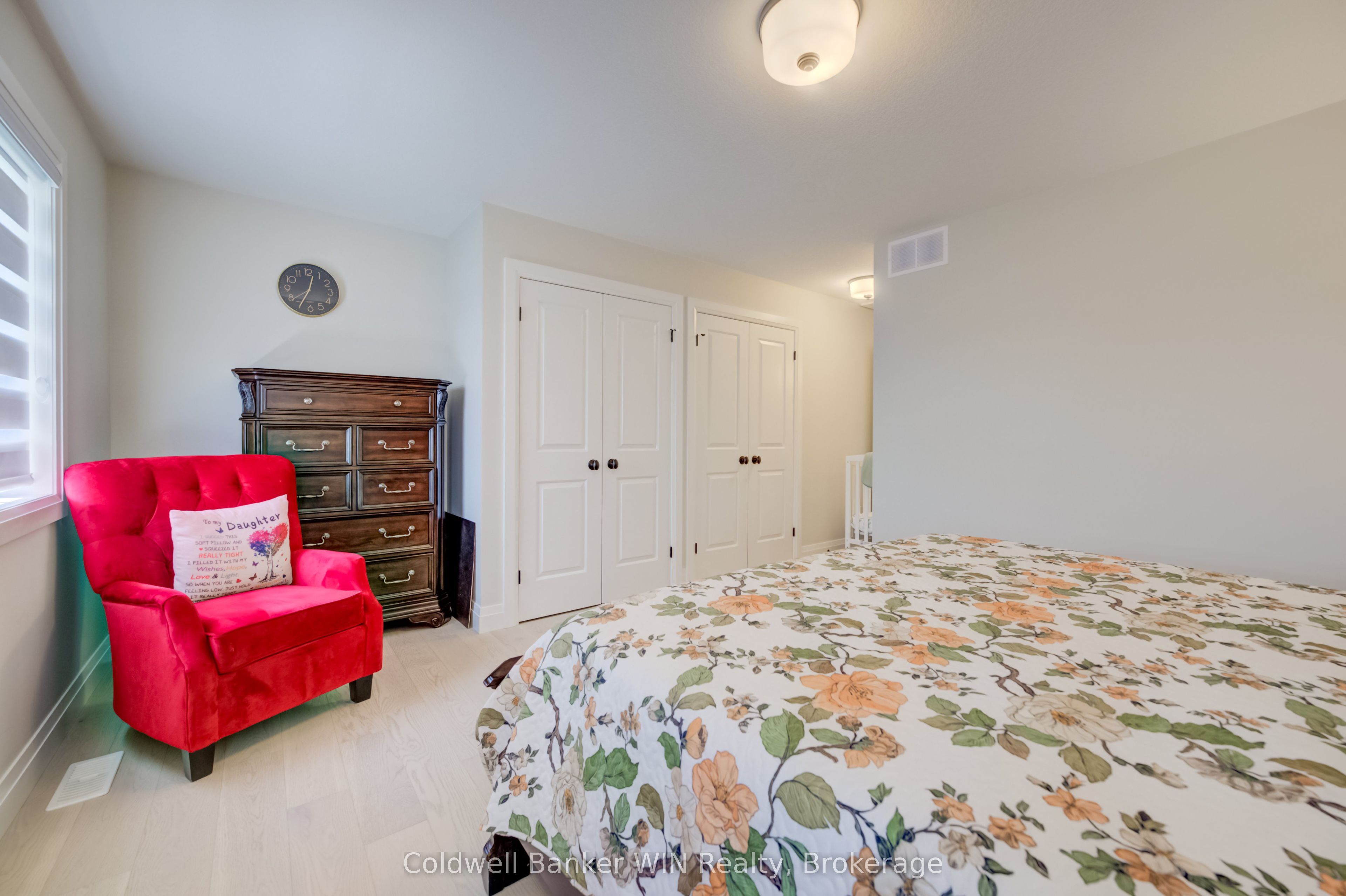 430 Wellington Street E Property Photo 15