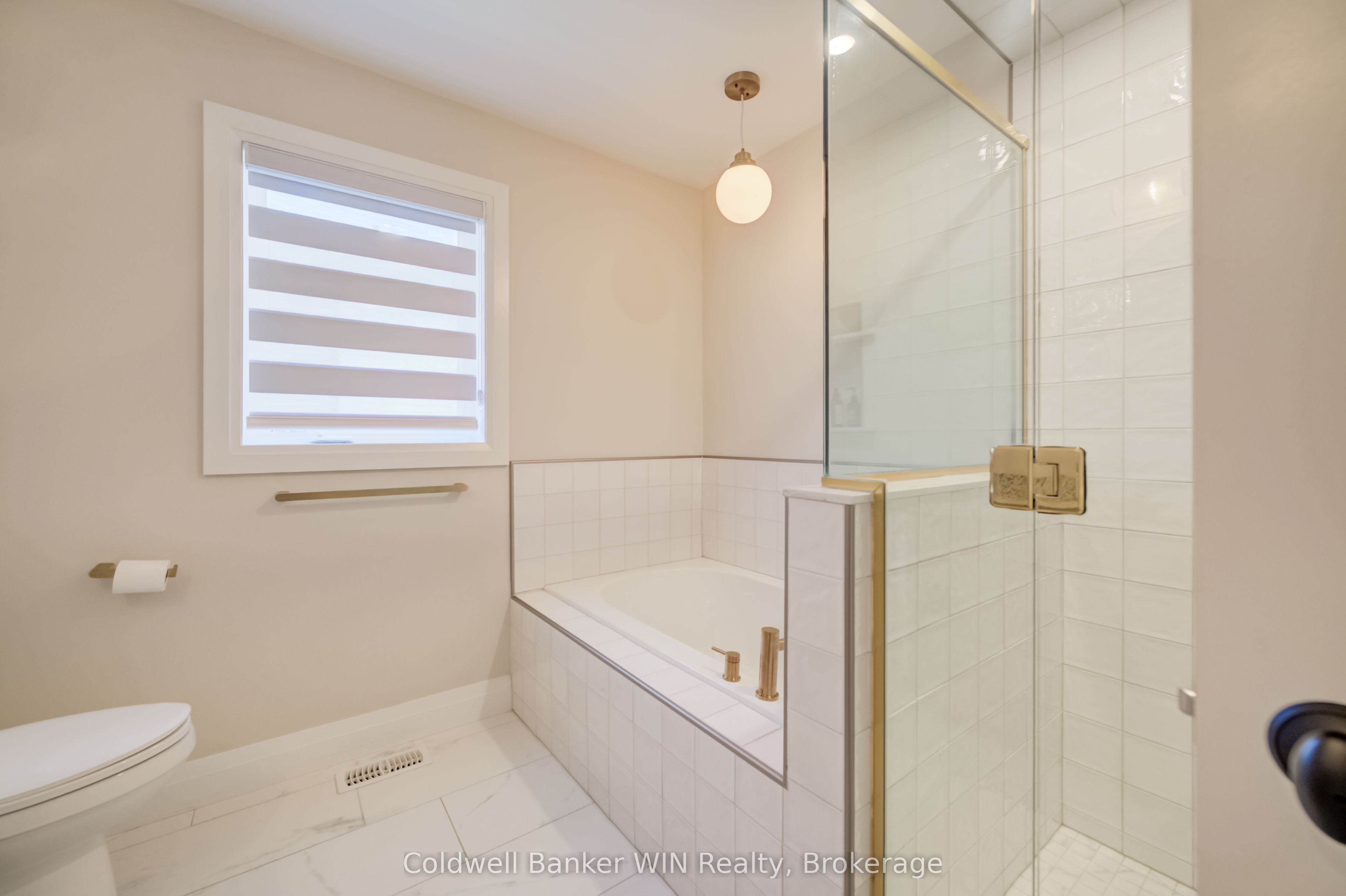 430 Wellington Street E Property Photo 17