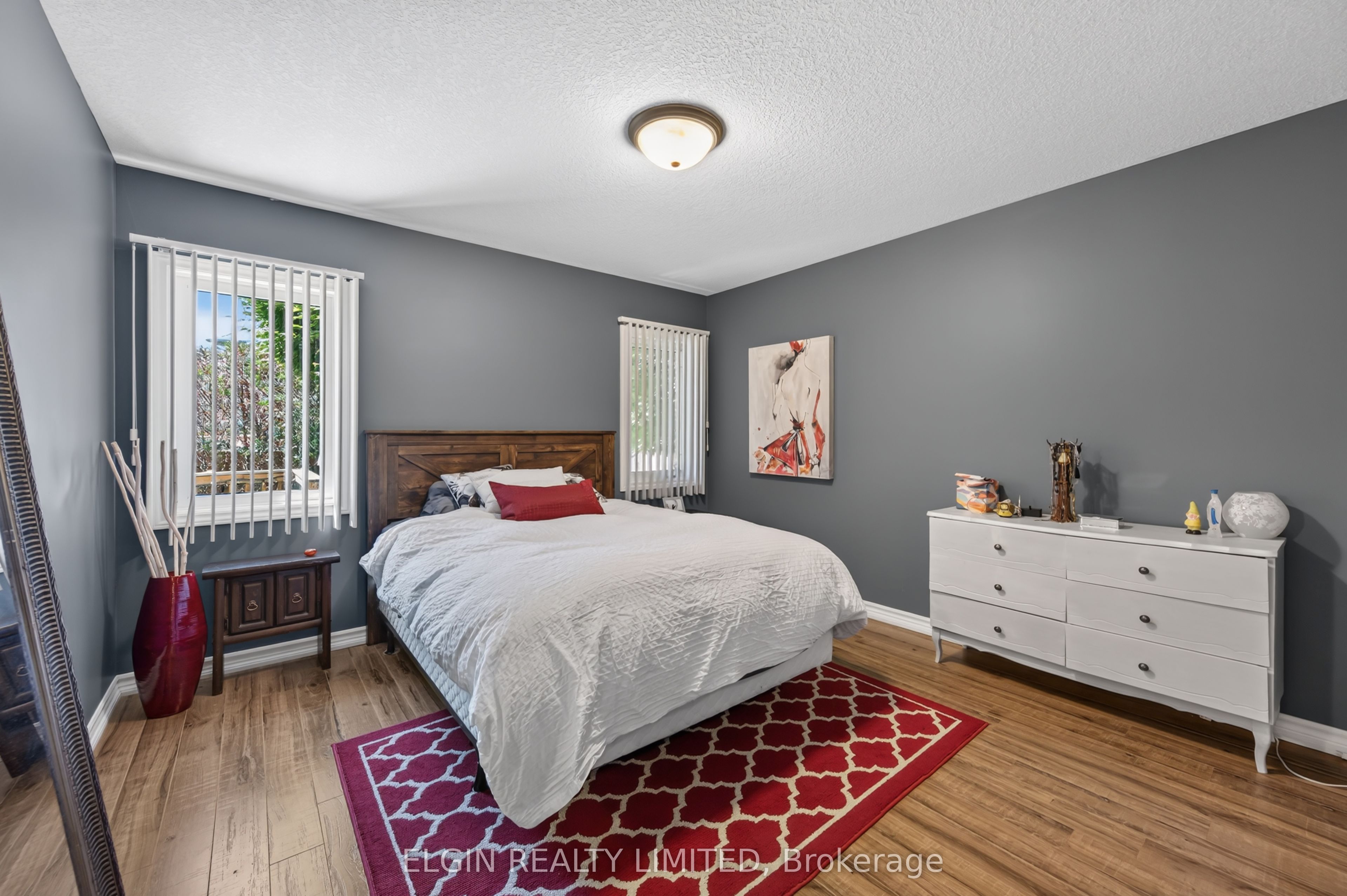 34 Pear Tree Avenue Property Photo 19