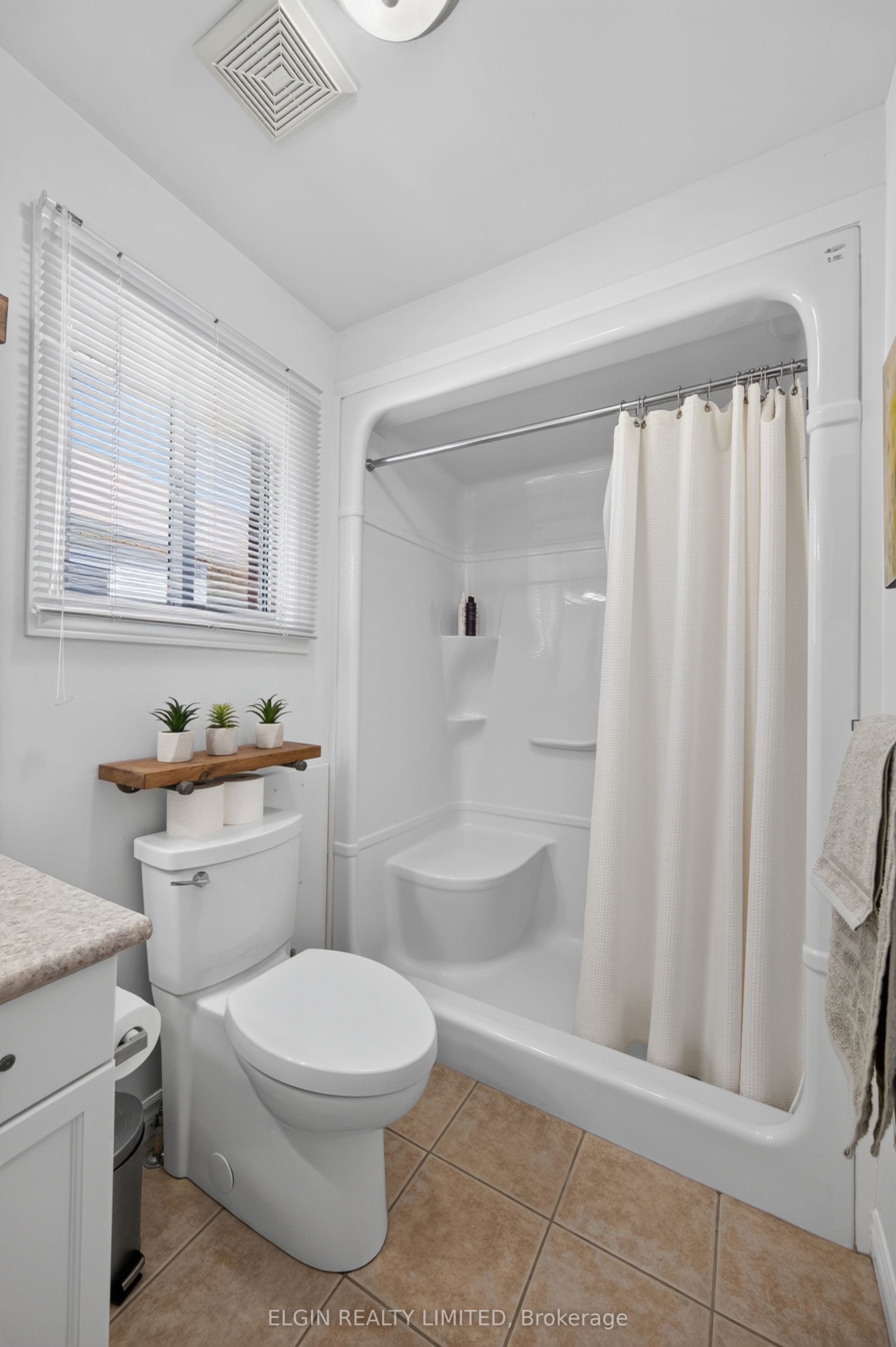 34 Pear Tree Avenue Property Photo 21
