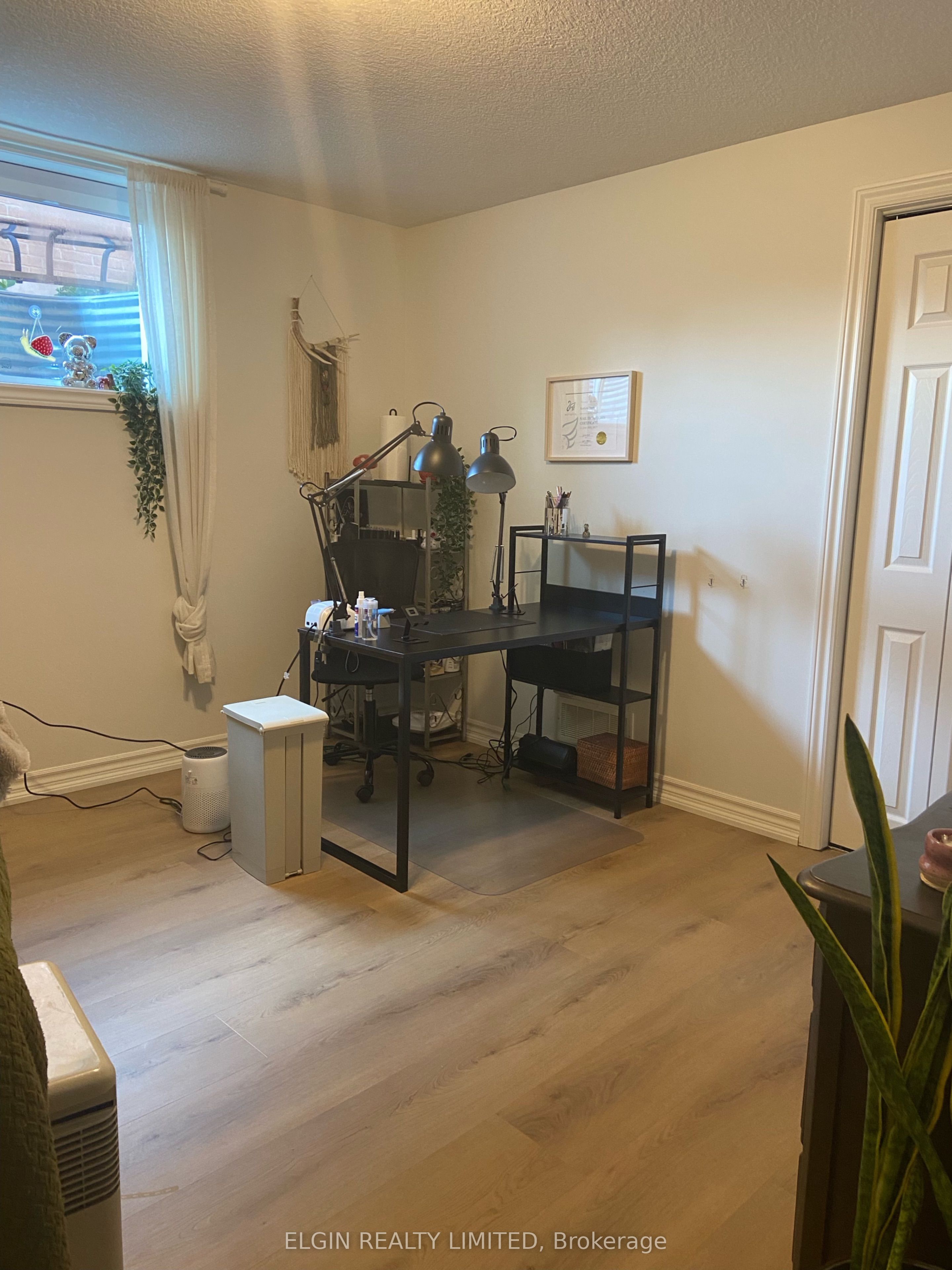 34 Pear Tree Avenue Property Photo 26
