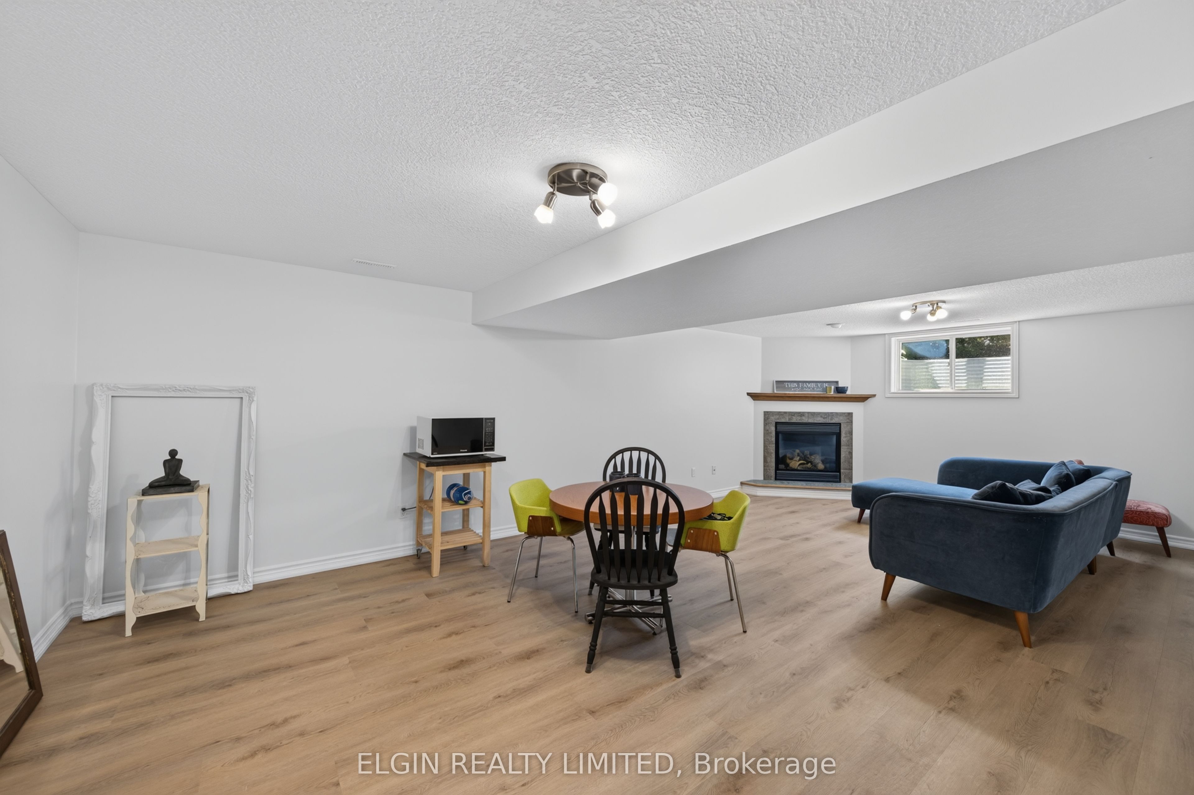 34 Pear Tree Avenue Property Photo 27