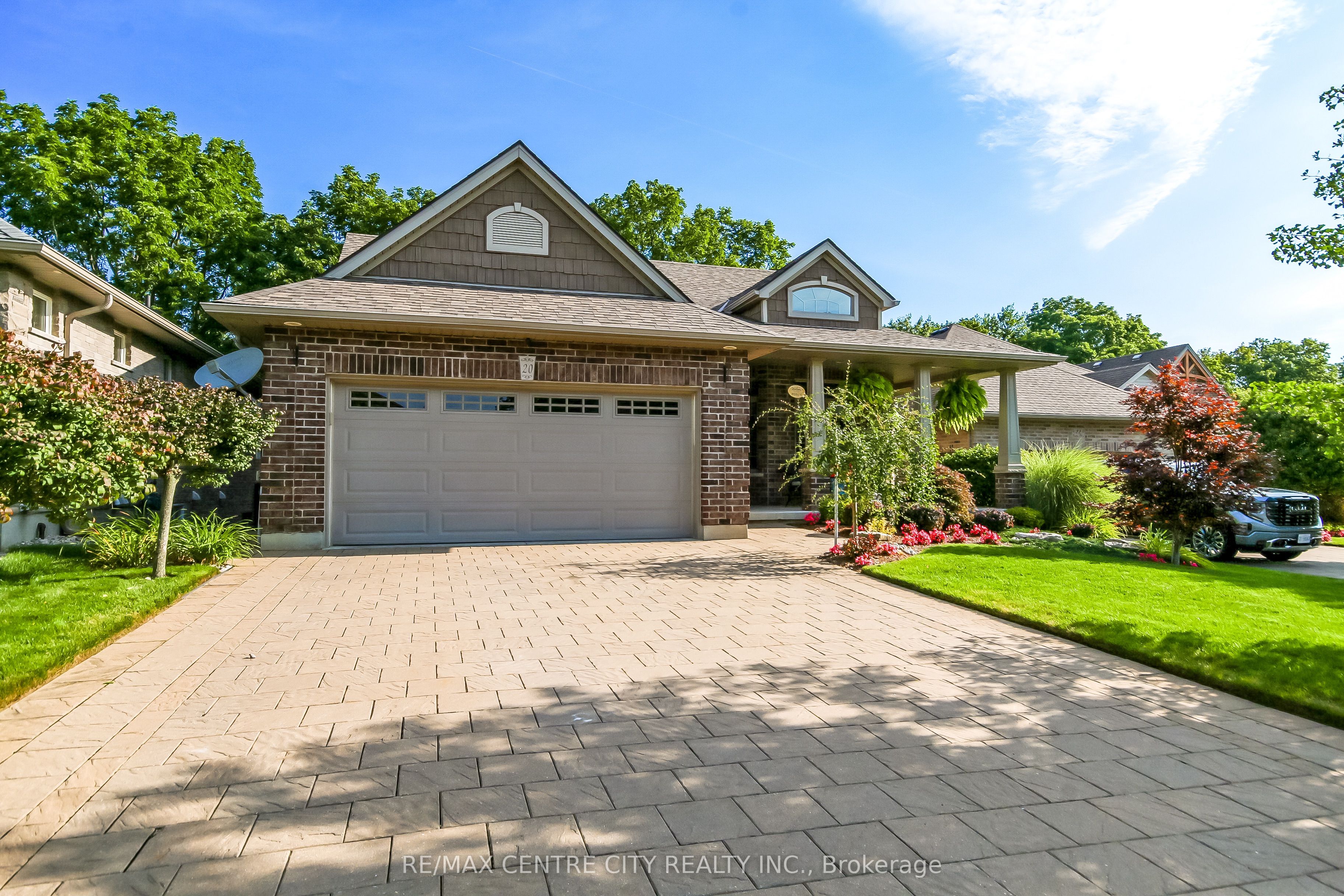 20 Ensley Place Property Photo 1