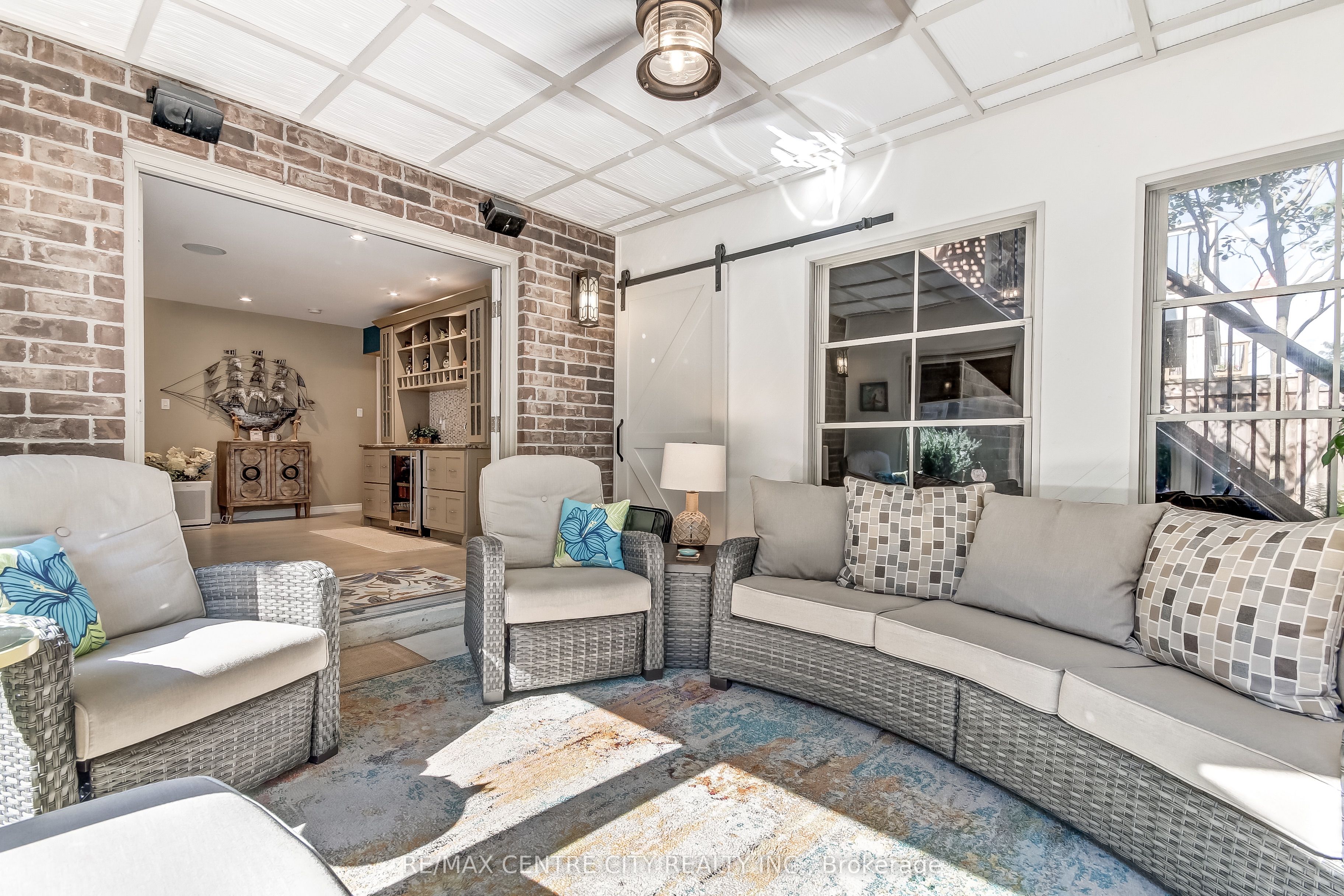 20 Ensley Place Property Photo 30