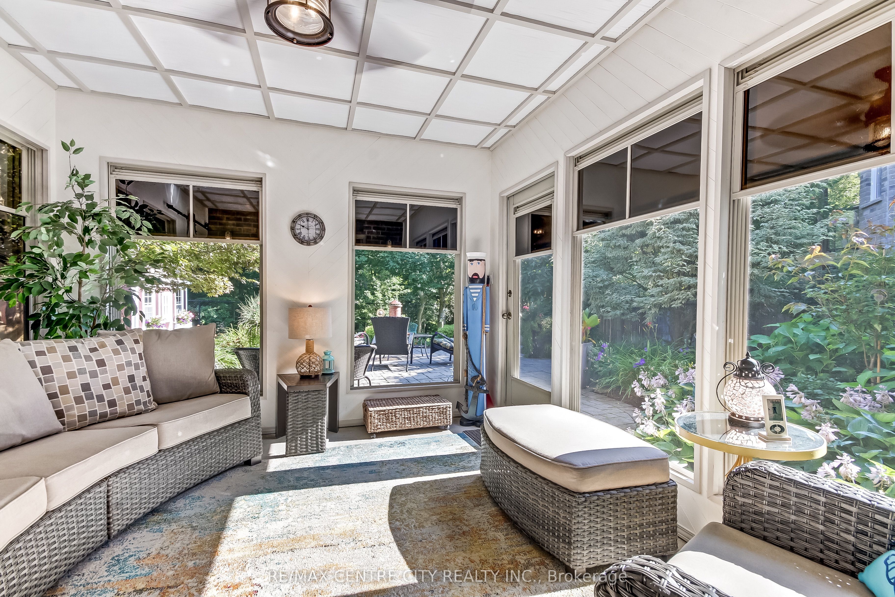 20 Ensley Place Property Photo 31
