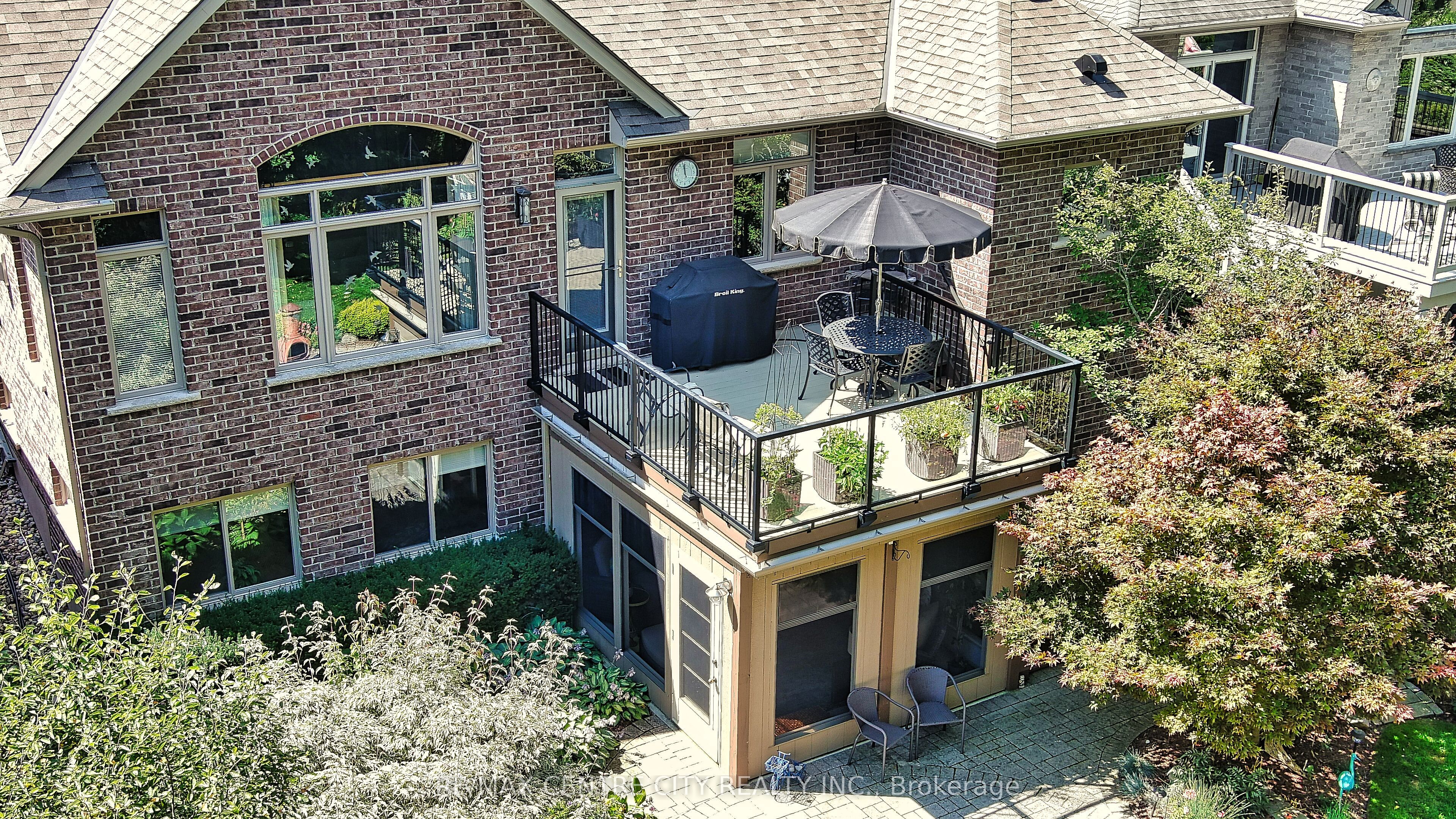 20 Ensley Place Property Photo 34