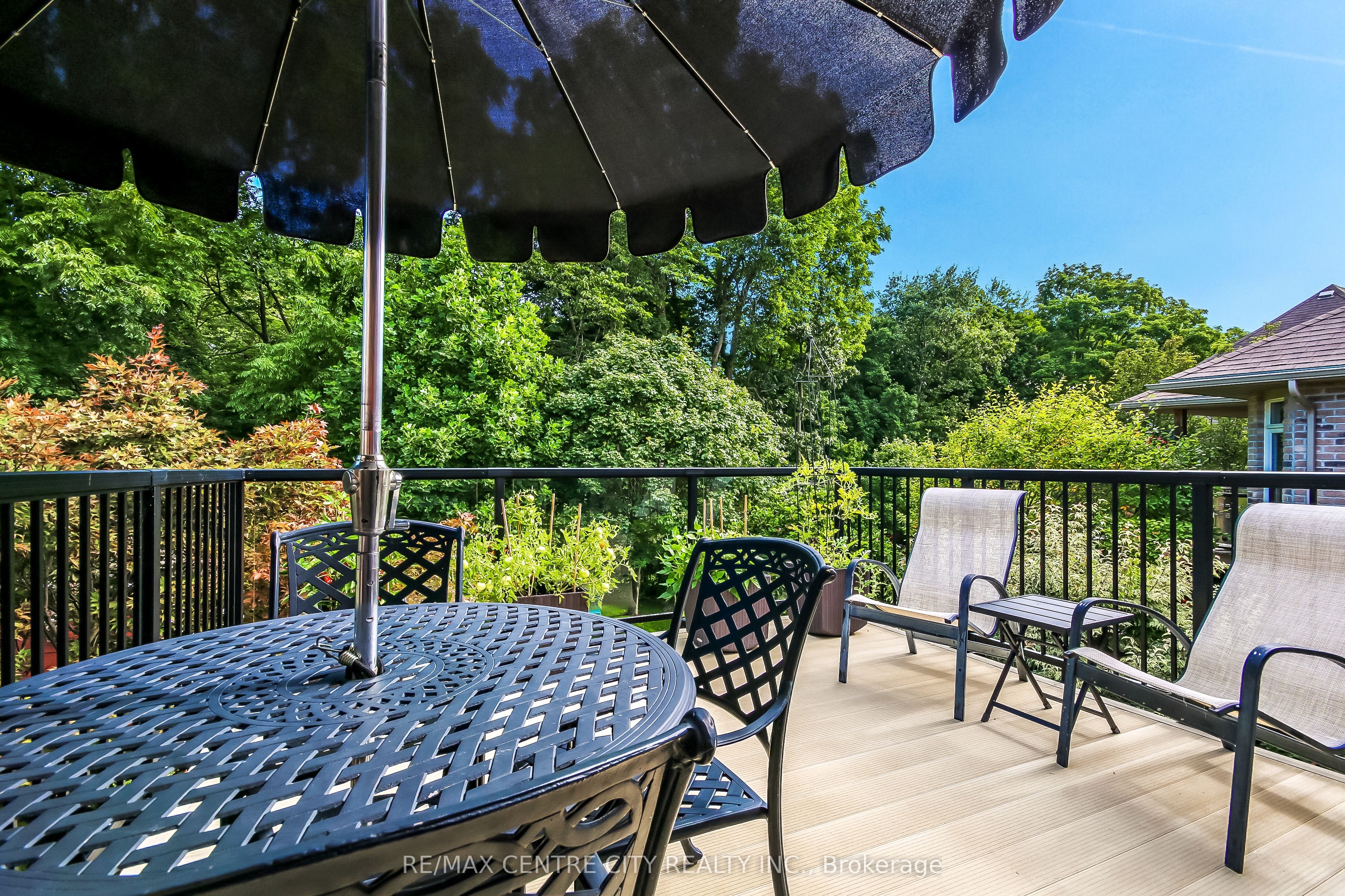 20 Ensley Place Property Photo 38