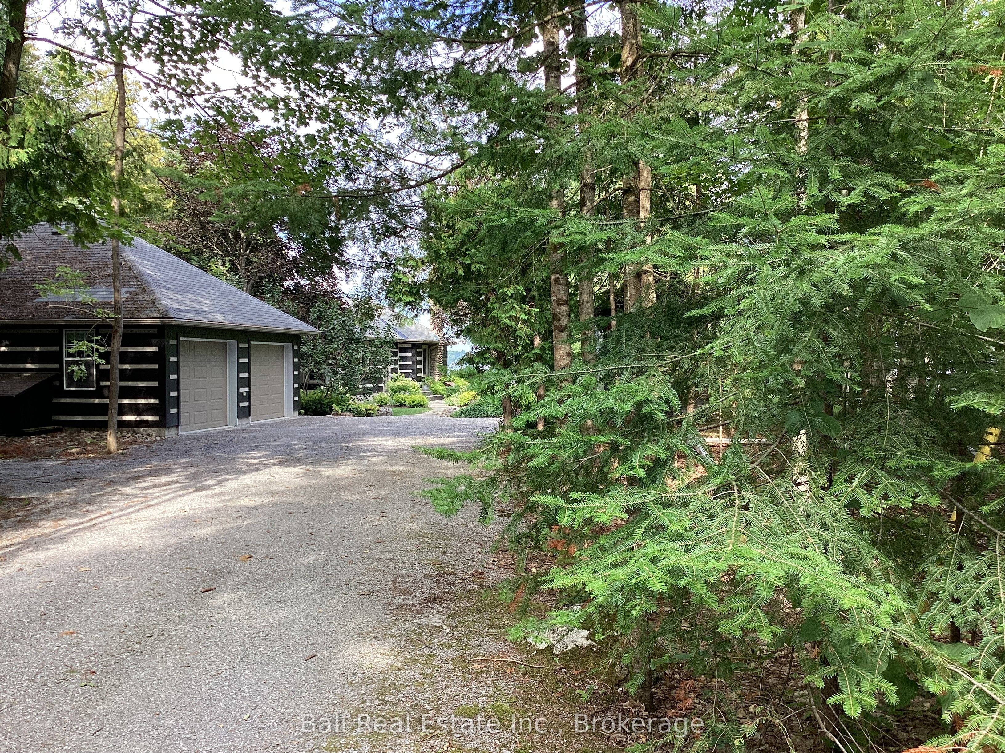 2933 Ayotte's Point Lane Property Photo 6