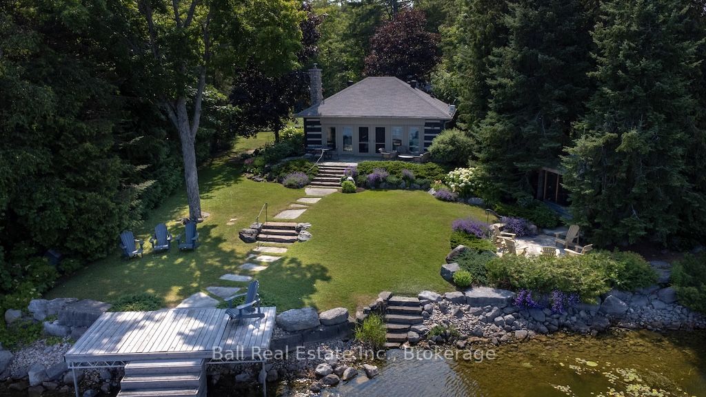 2933 Ayotte's Point Lane Property Photo 11