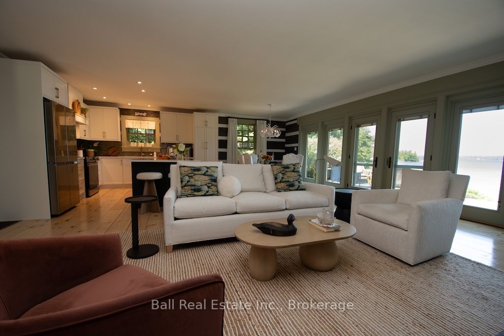 2933 Ayotte's Point Lane Property Photo 15