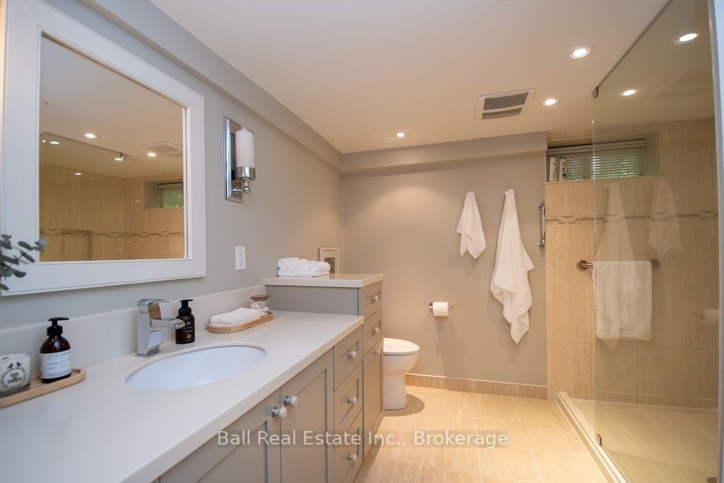 2933 Ayotte's Point Lane Property Photo 29