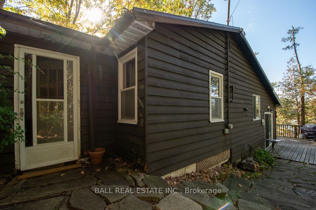 12 Bedwell Drive Property Photo 9