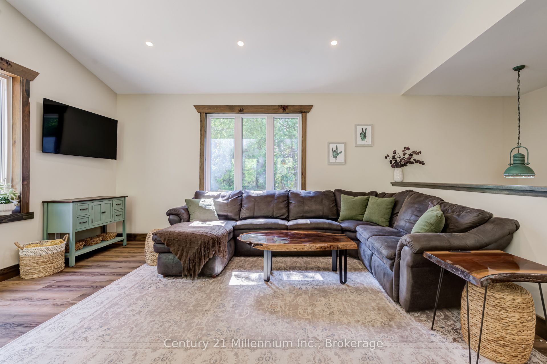 81 Parkside Avenue Property Photo 10