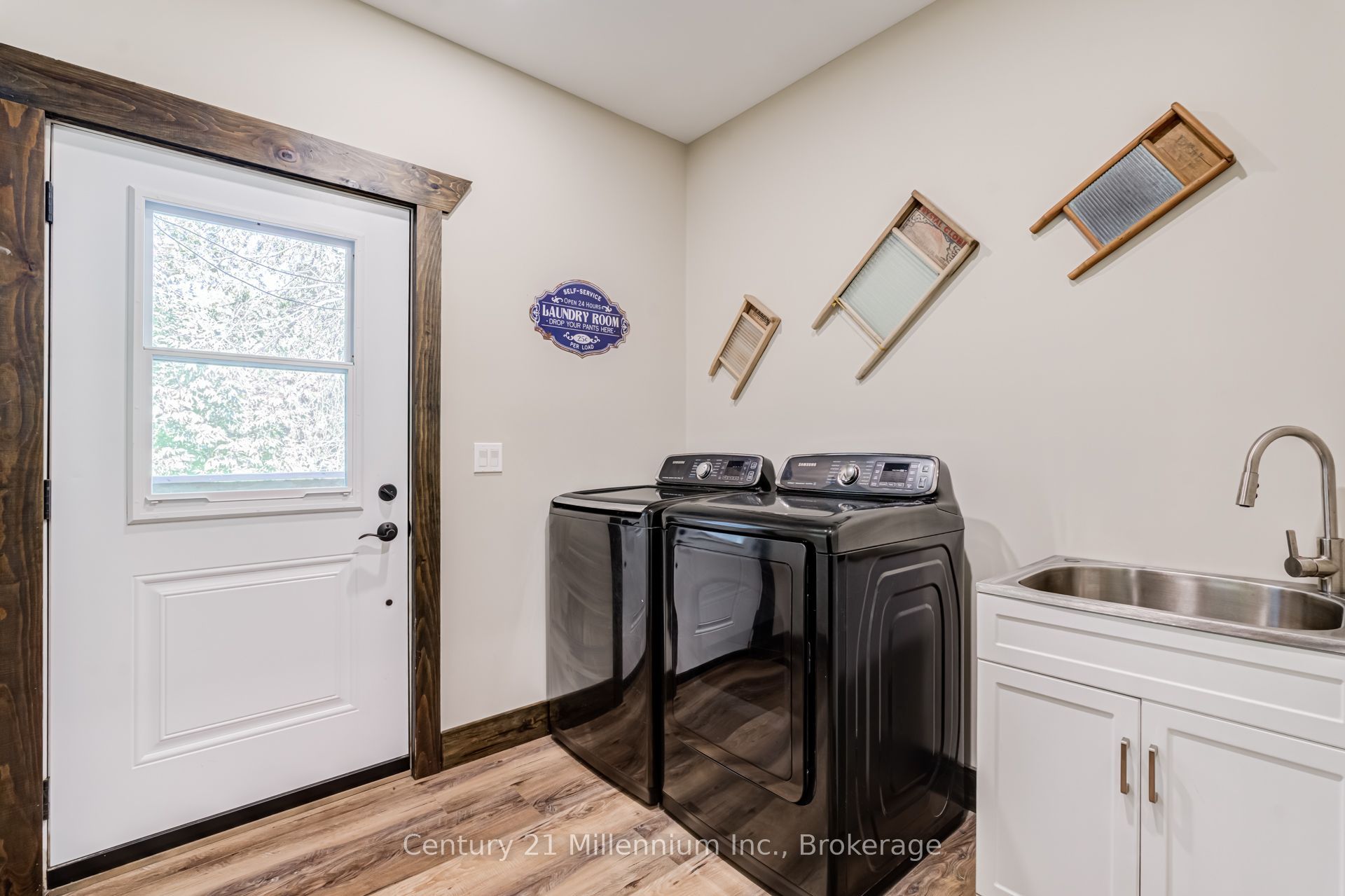 81 Parkside Avenue Property Photo 27