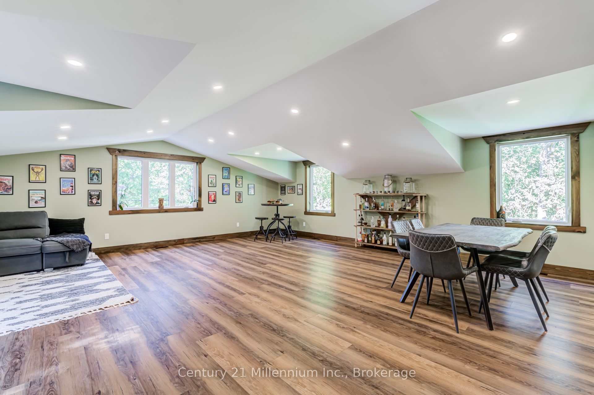 81 Parkside Avenue Property Photo 29