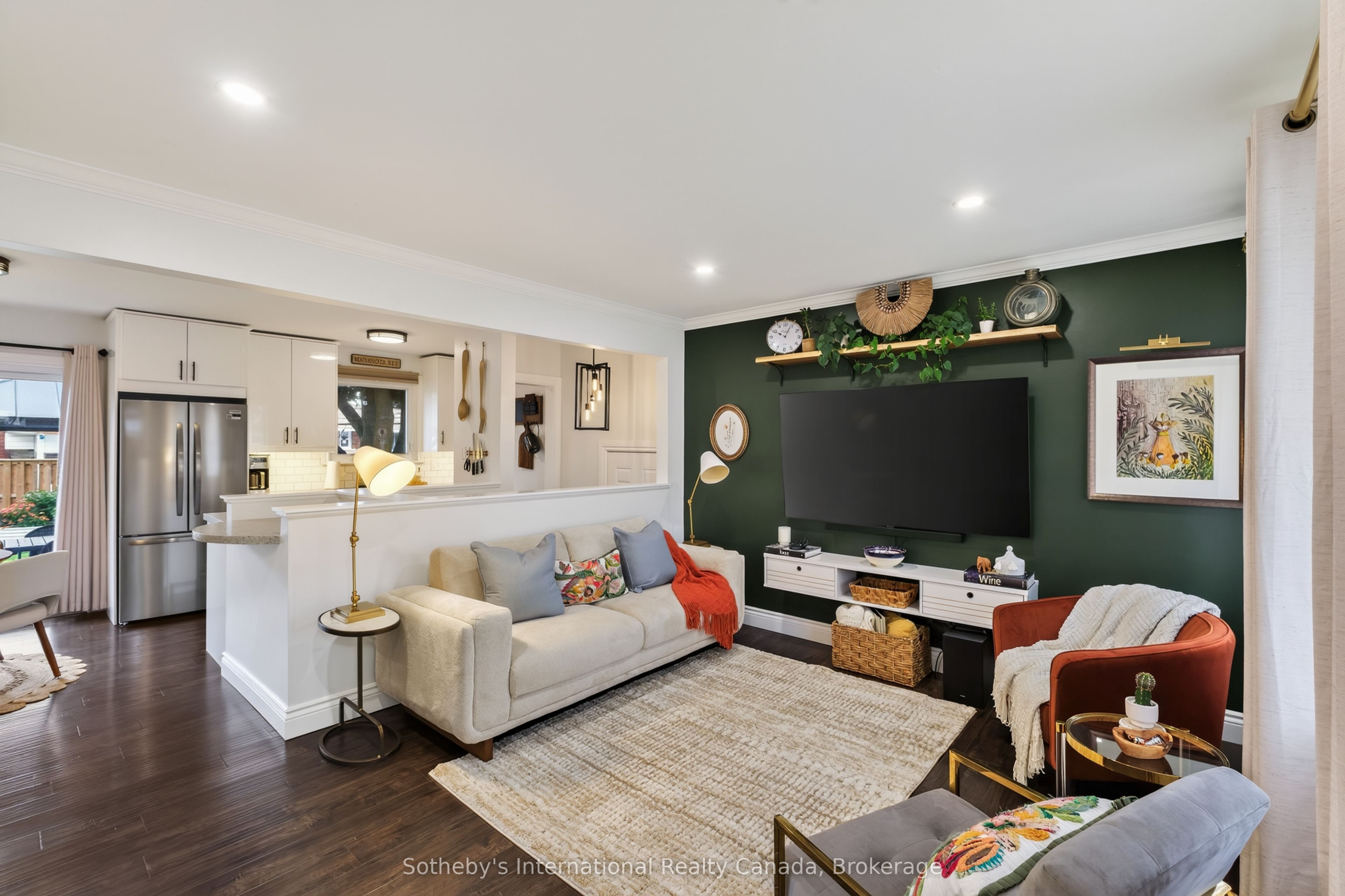 94 Ninth Avenue Property Photo 8