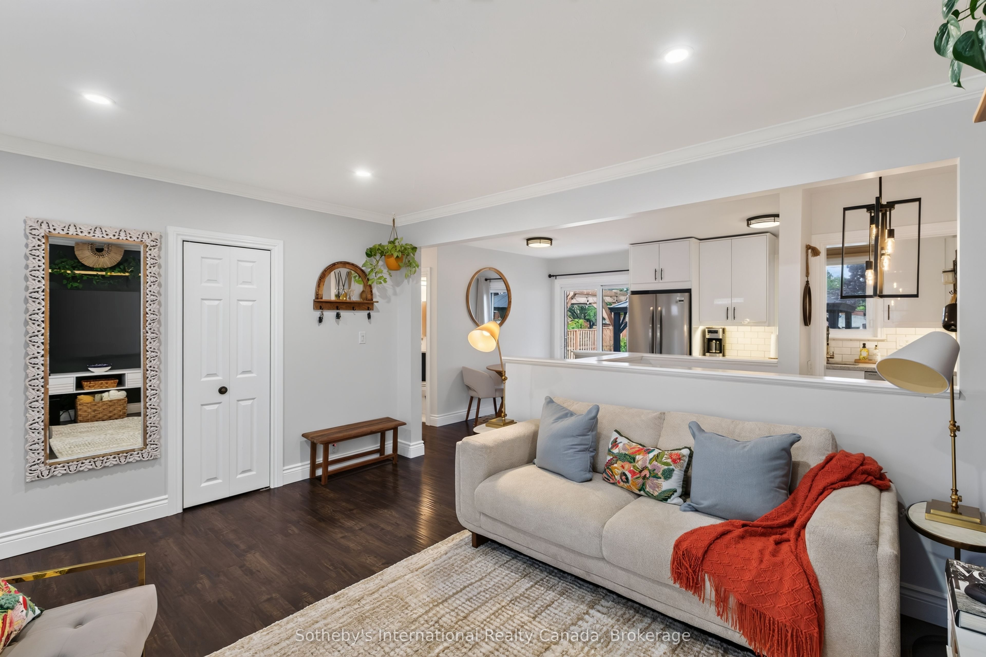 94 Ninth Avenue Property Photo 9
