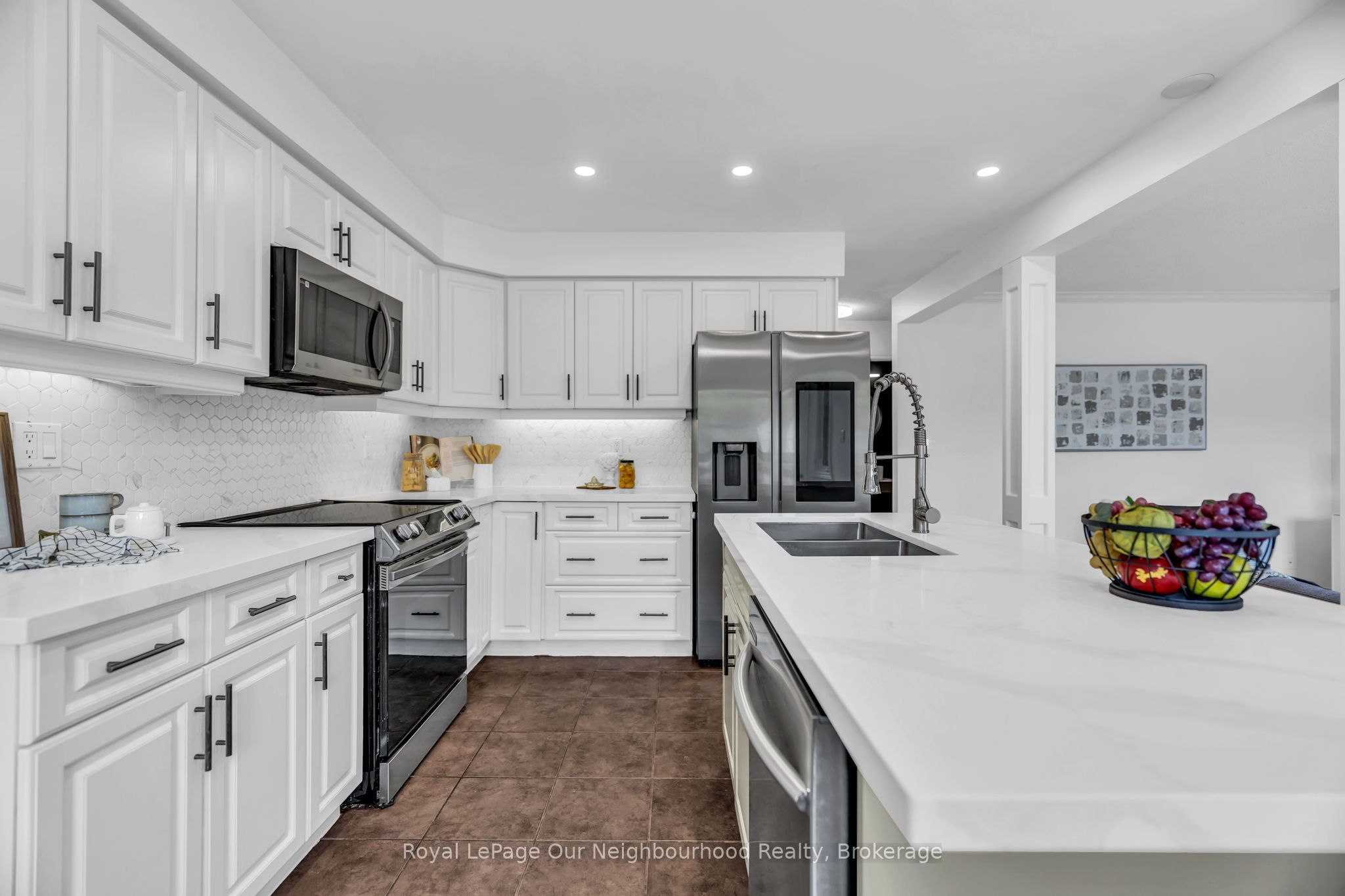 135 Kanata Crescent Property Photo 11