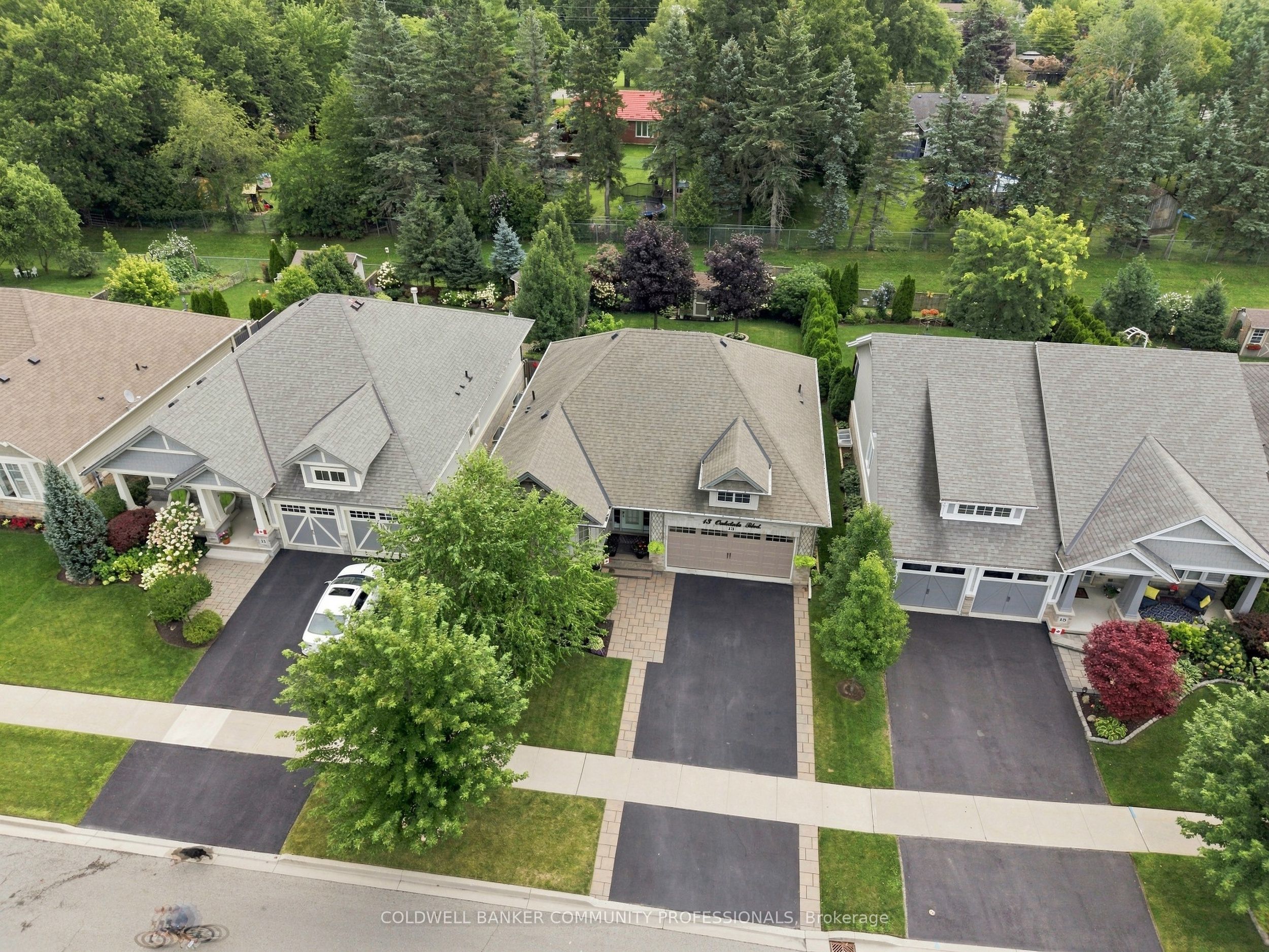 13 Oakdale Boulevard Property Photo 1