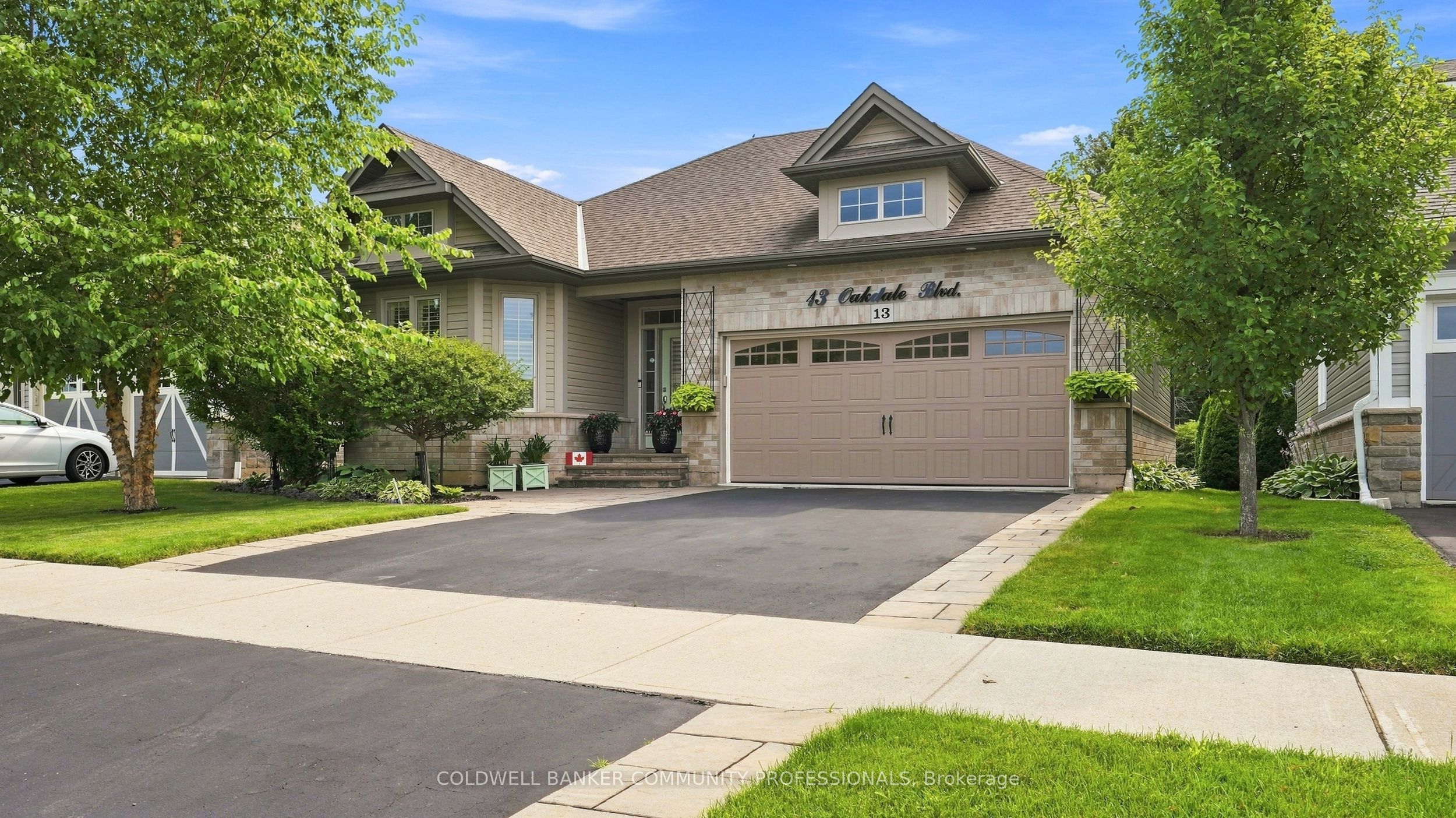 13 Oakdale Boulevard Property Photo 4
