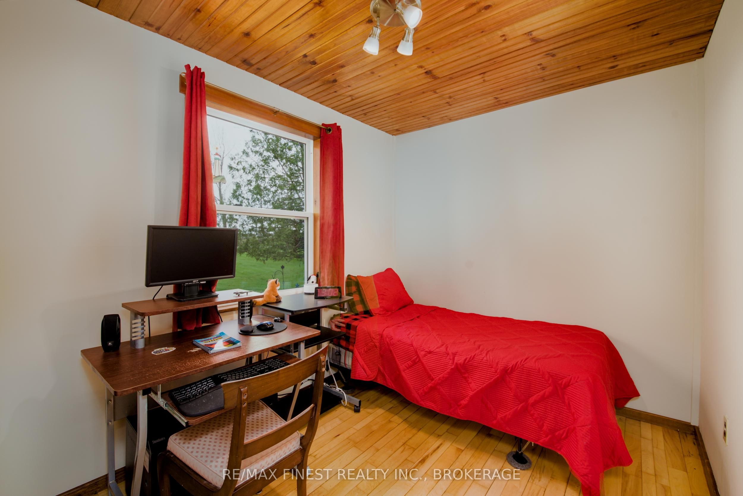 10930 Front Road Property Photo 18