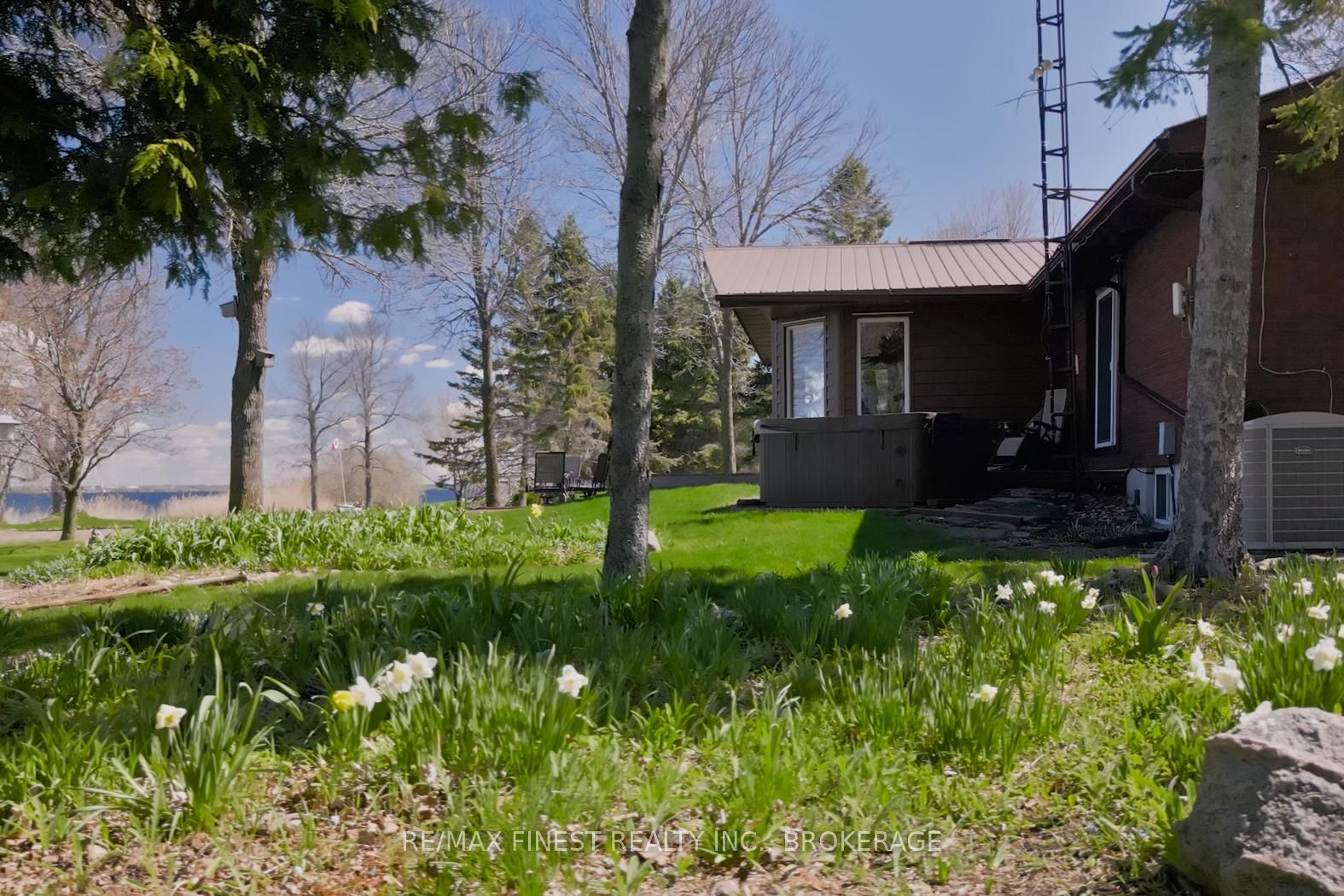 10930 Front Road Property Photo 47