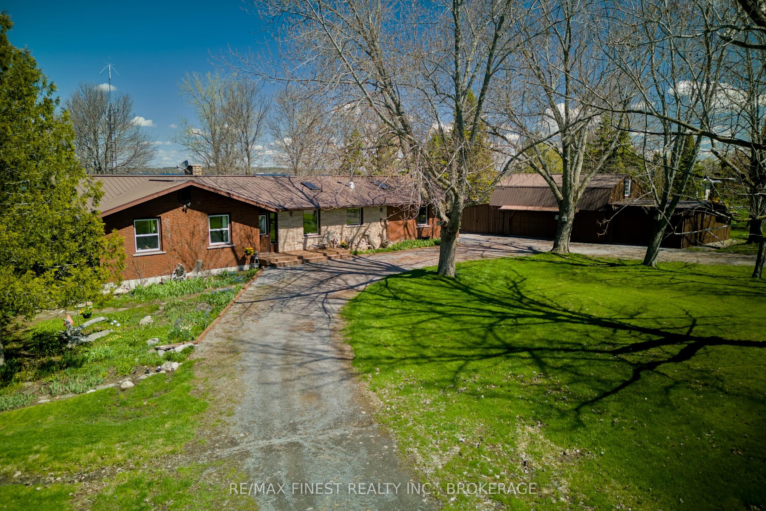 10930 Front Road Property Photo 50