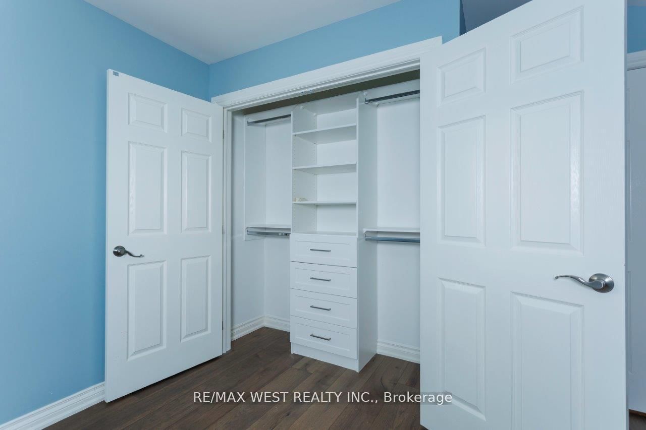 26 Hostein Drive Property Photo 24