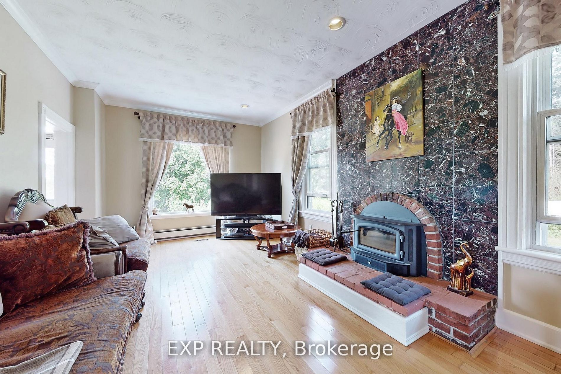 351219 Seventeenth Line Property Photo 5