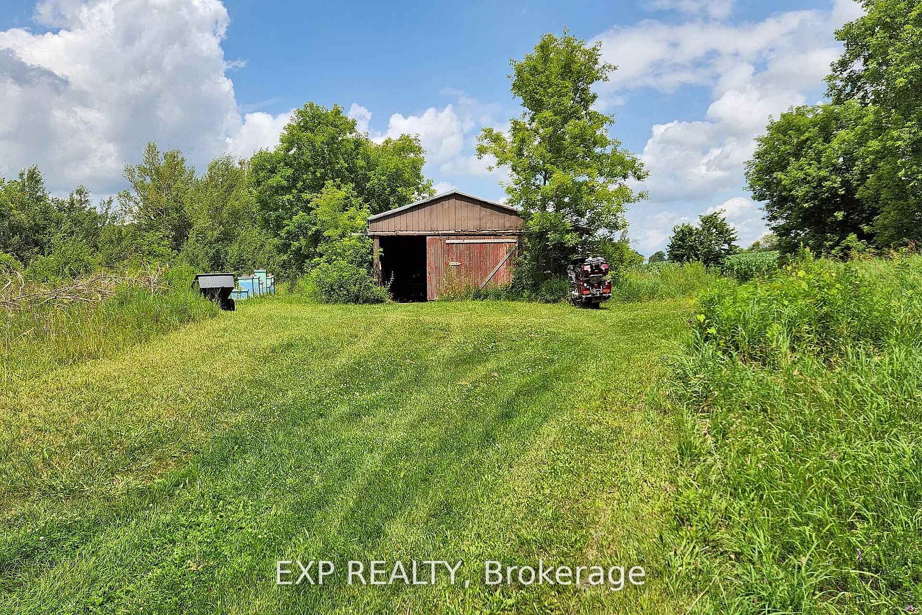 351219 Seventeenth Line Property Photo 36