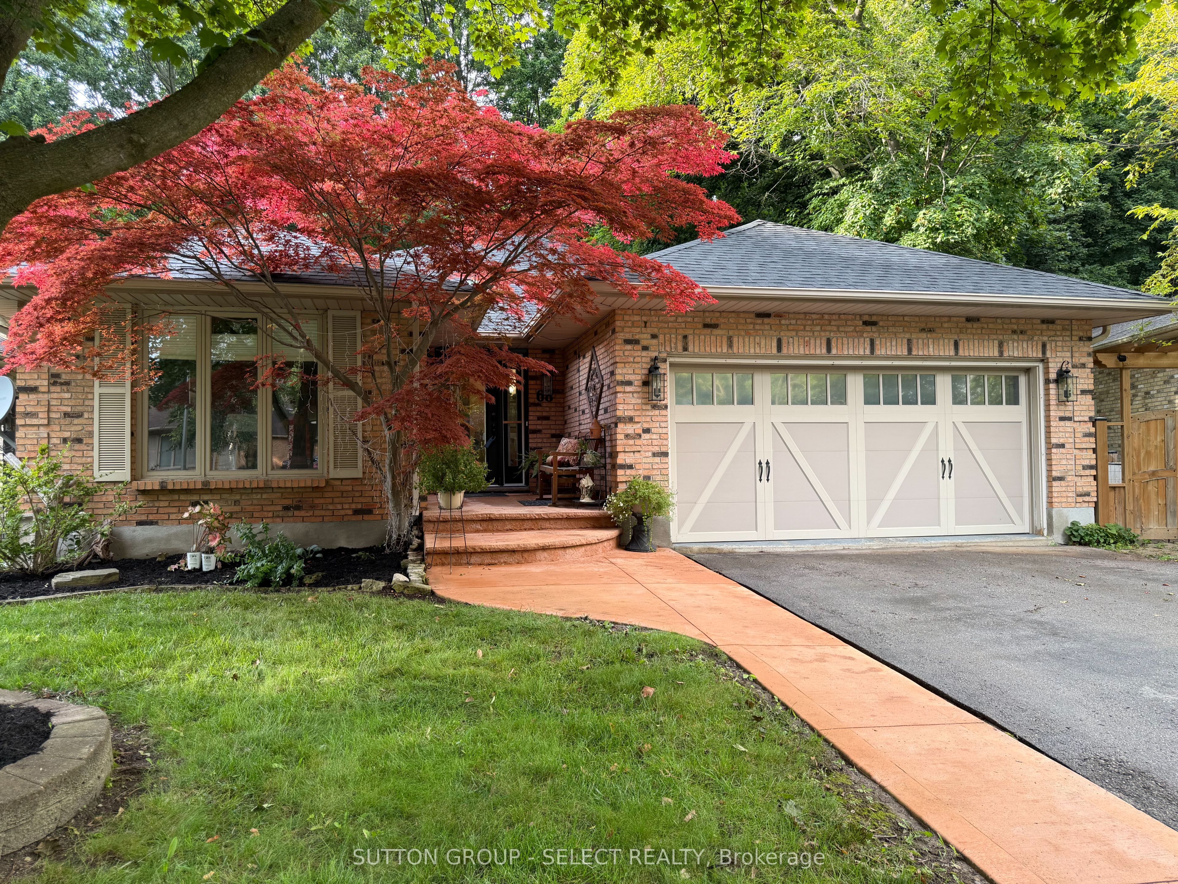 68 Midale Crescent Property Photo 1