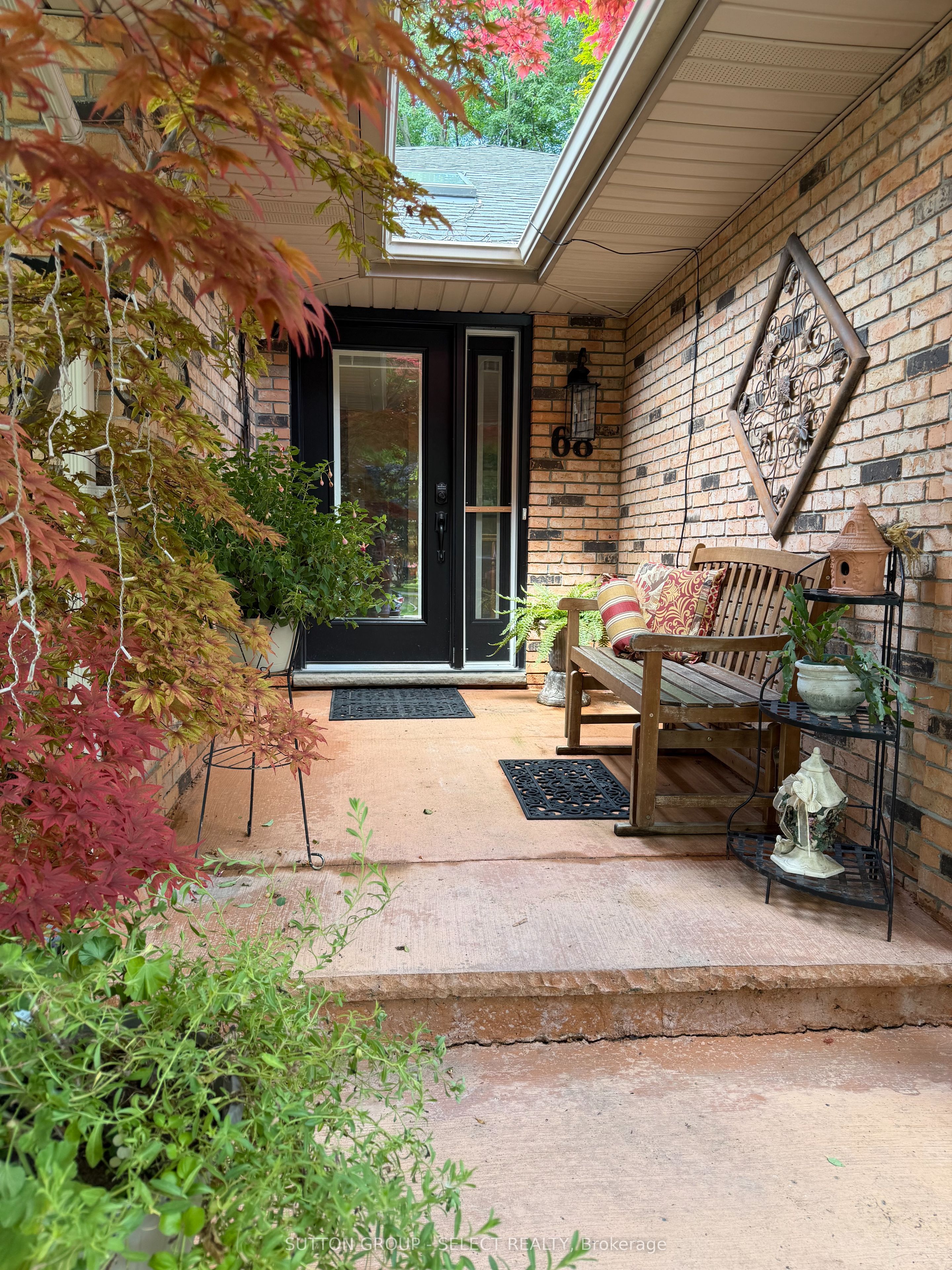68 Midale Crescent Property Photo 2