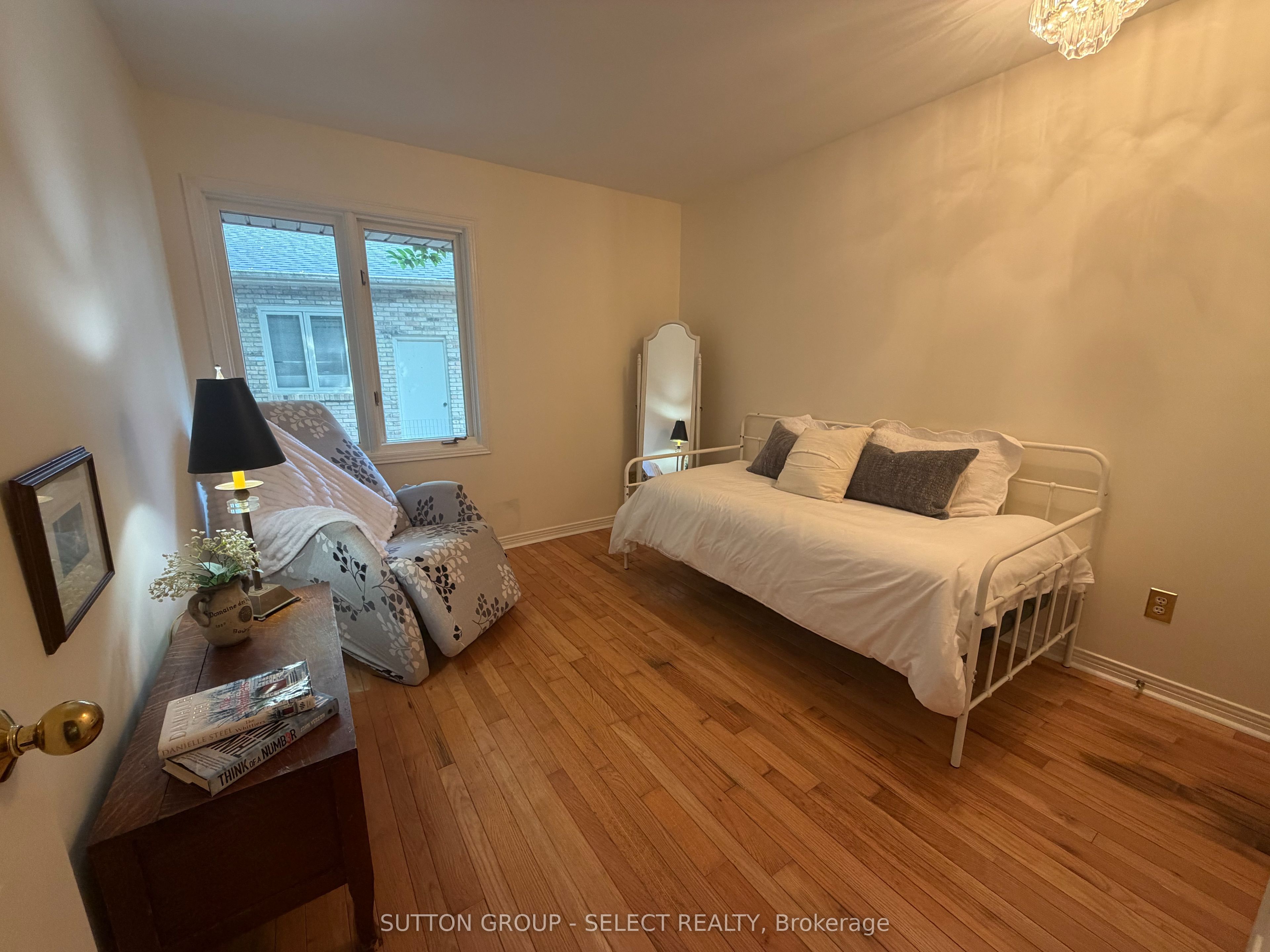 68 Midale Crescent Property Photo 17