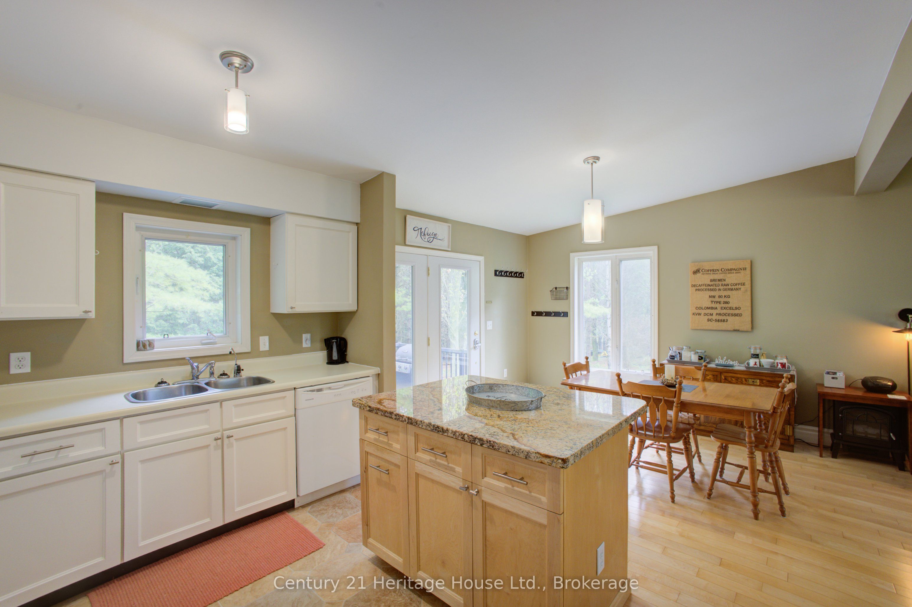 262845 Varney Road Property Photo 16