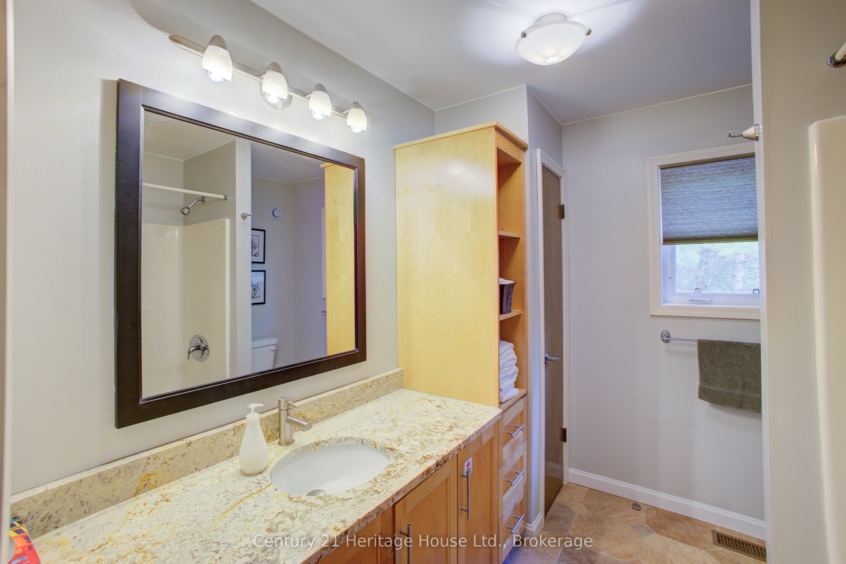 262845 Varney Road Property Photo 17