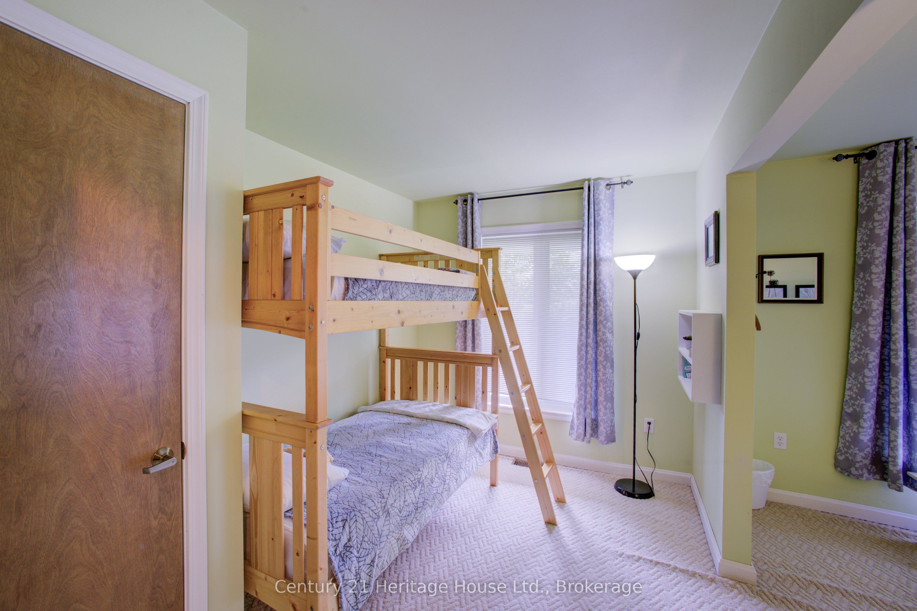 262845 Varney Road Property Photo 20