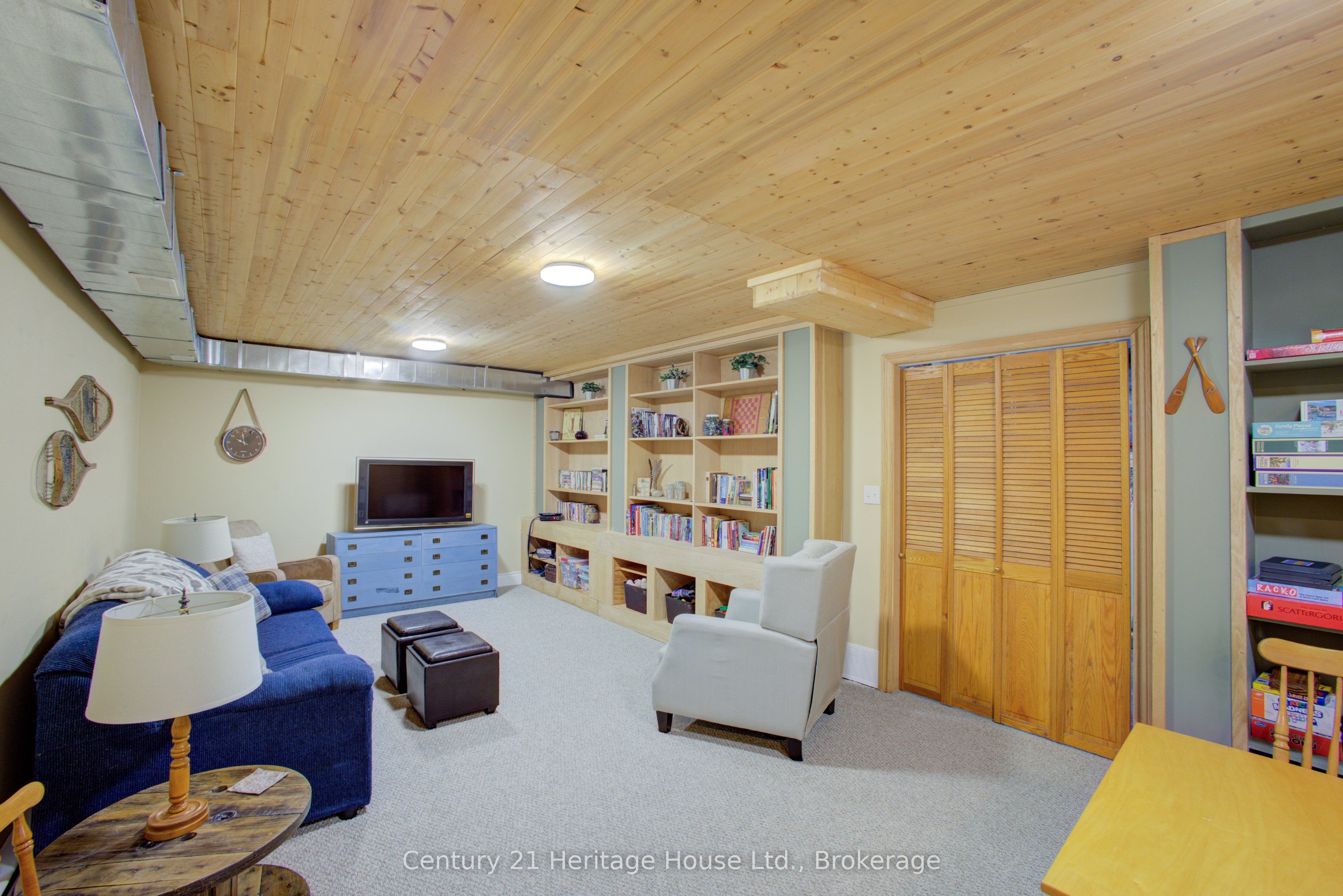 262845 Varney Road Property Photo 23