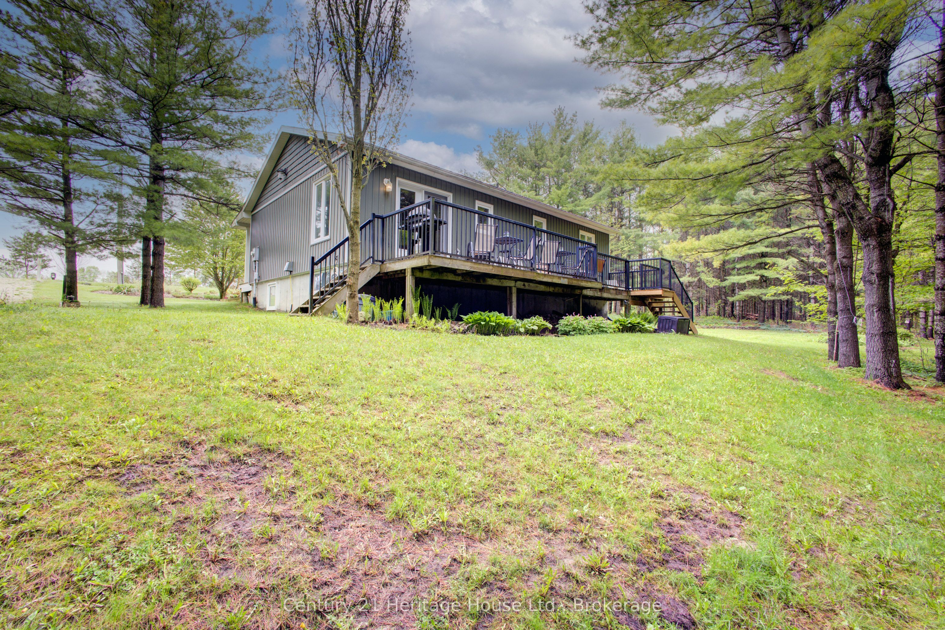 262845 Varney Road Property Photo 36