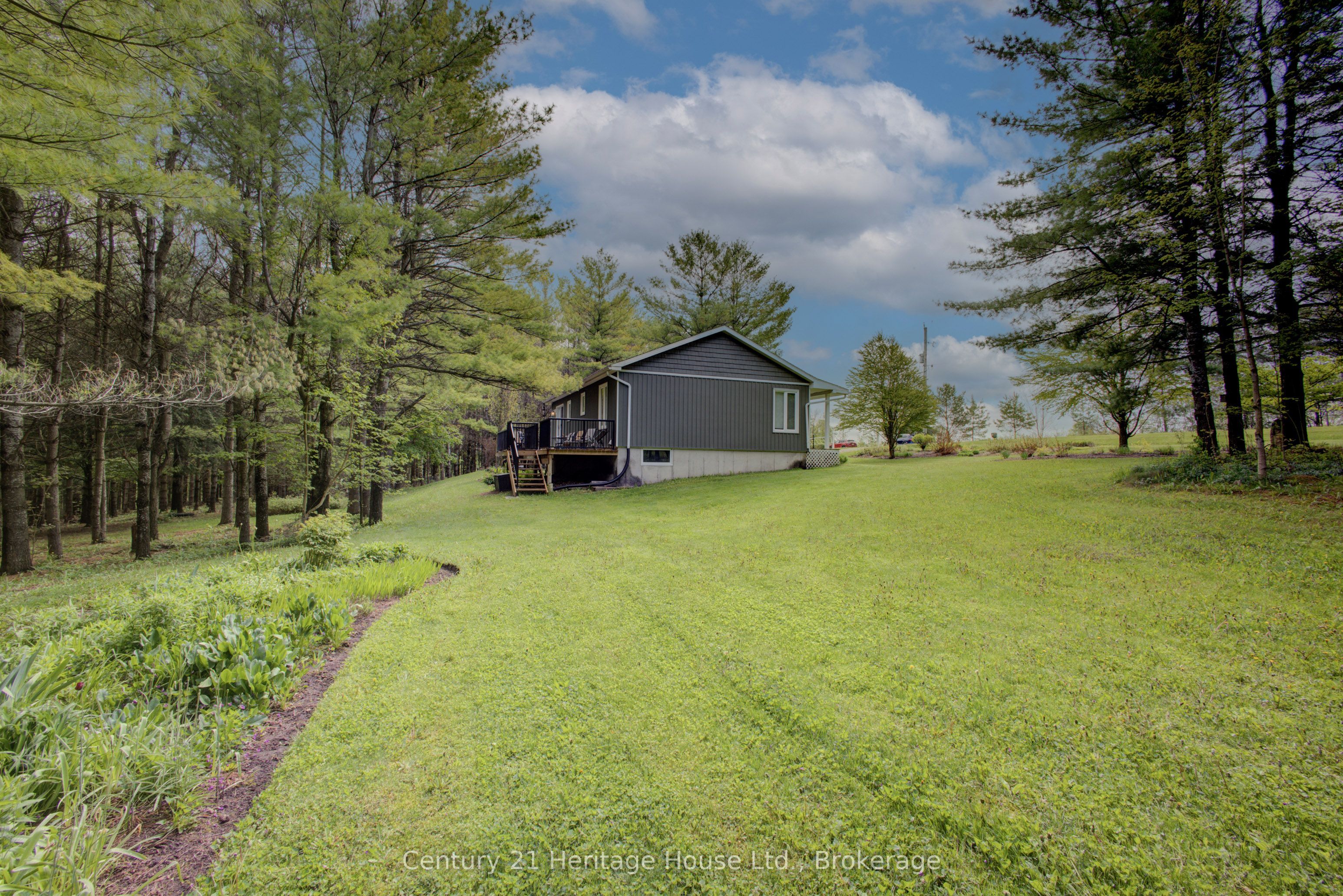 262845 Varney Road Property Photo 41