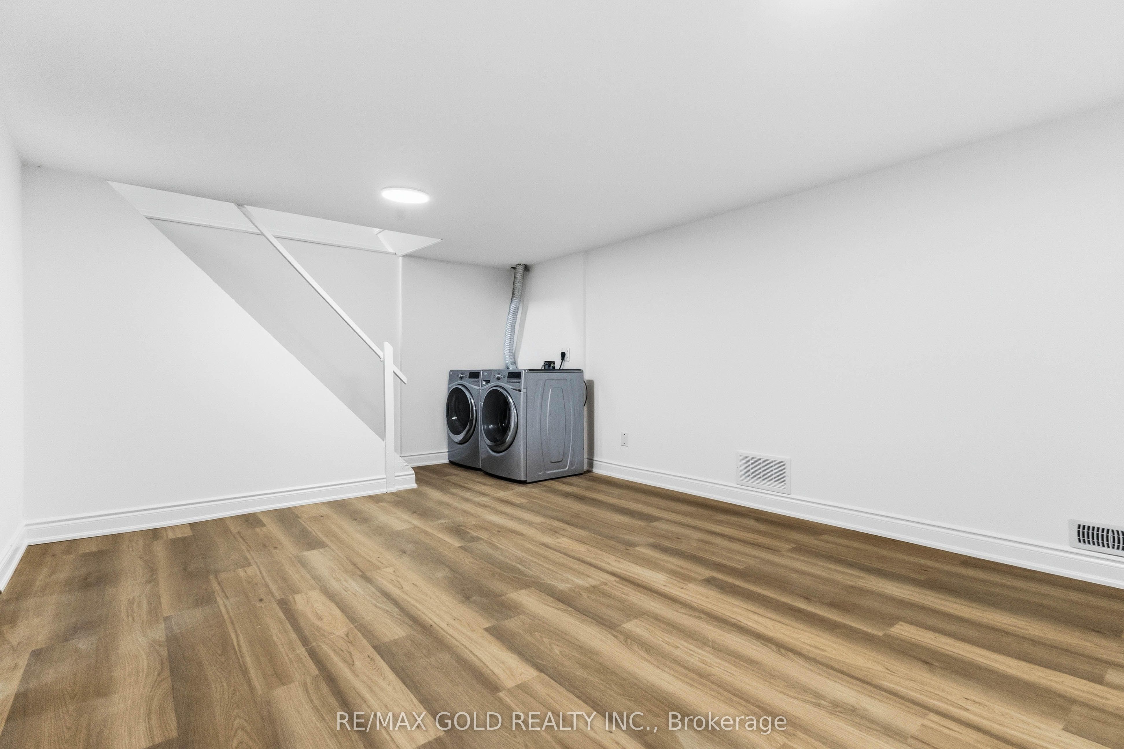 318 Admiral Drive Property Photo 19