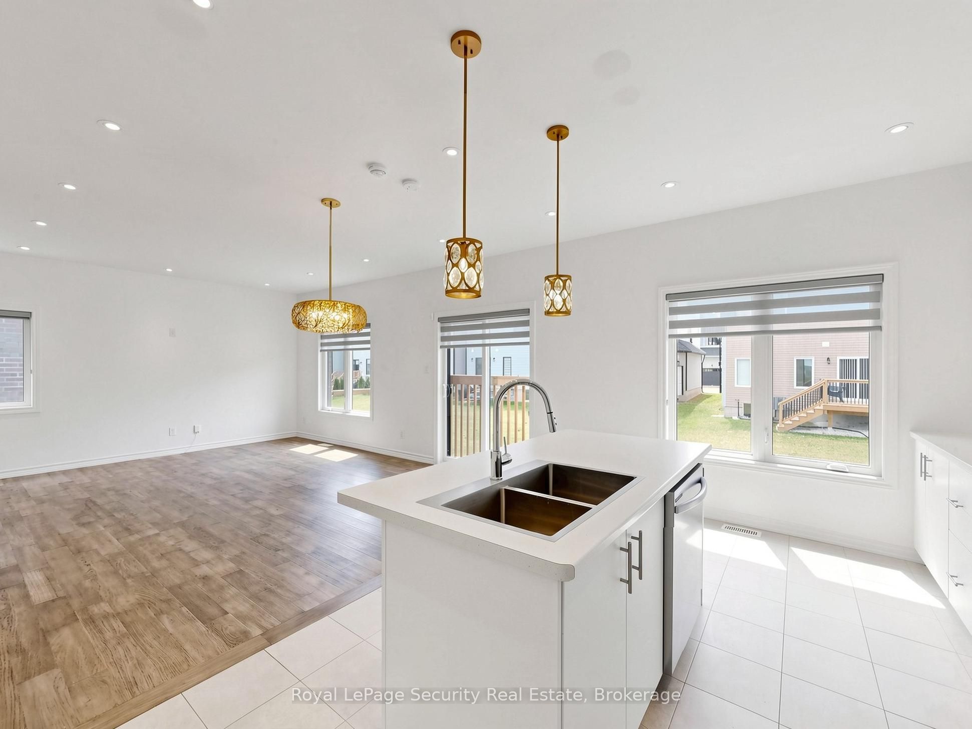 121 Sebastian Street 86 Property Photo 11