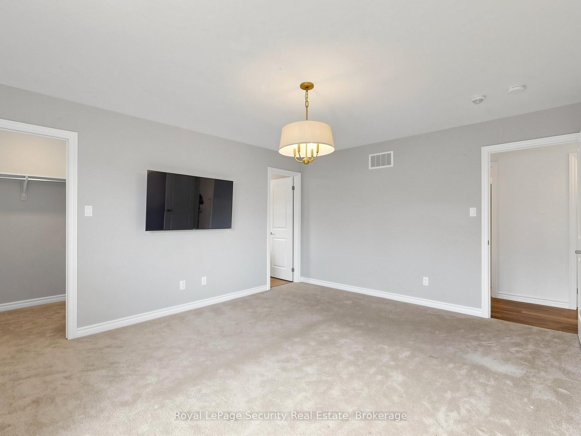 121 Sebastian Street 86 Property Photo 17