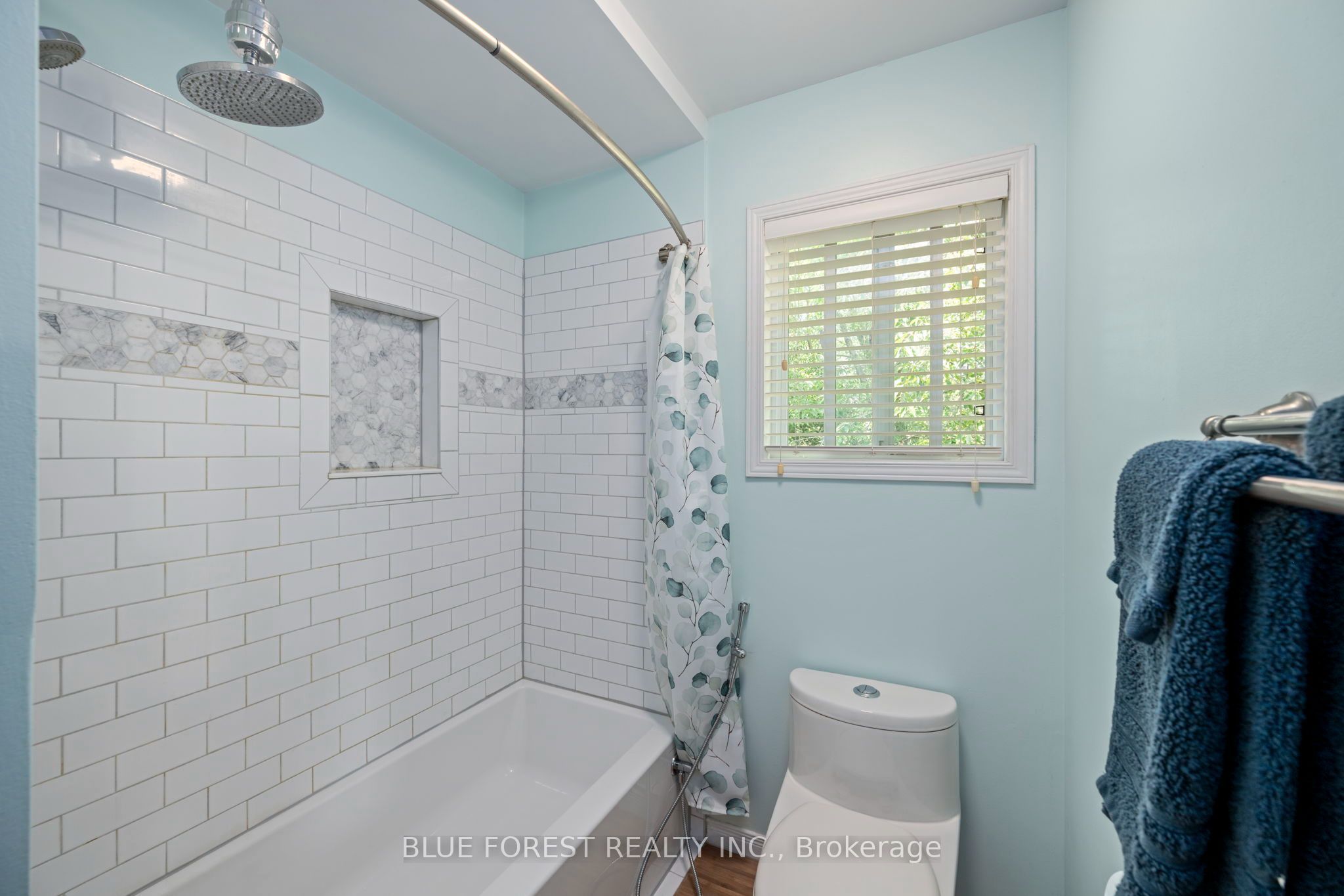 1233 Crosscreek Crescent Property Photo 20