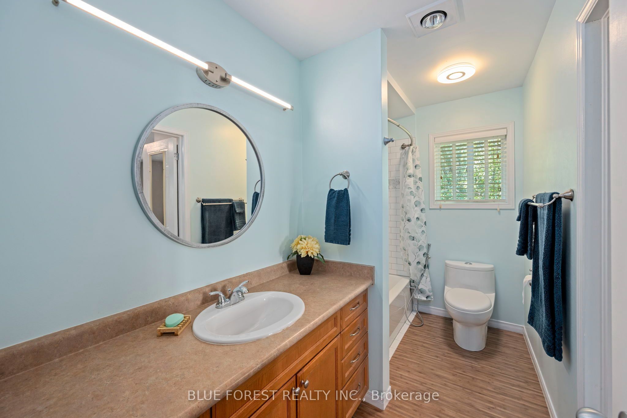 1233 Crosscreek Crescent Property Photo 21