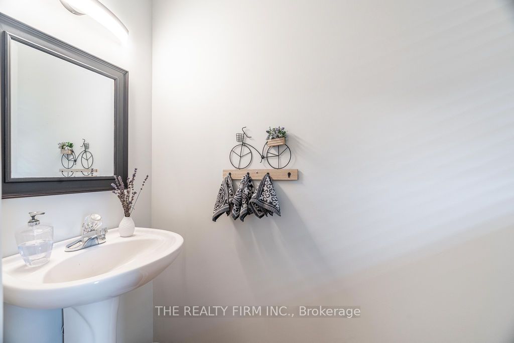 320 Ambleside Drive 30 Property Photo 4