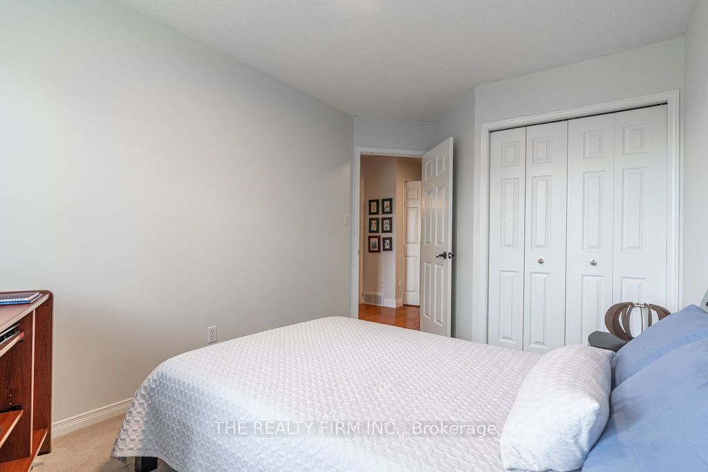 320 Ambleside Drive 30 Property Photo 15